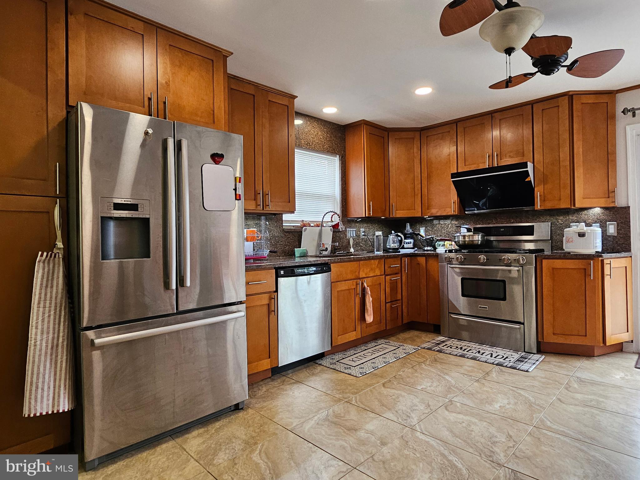 BUSTLETON - Residential