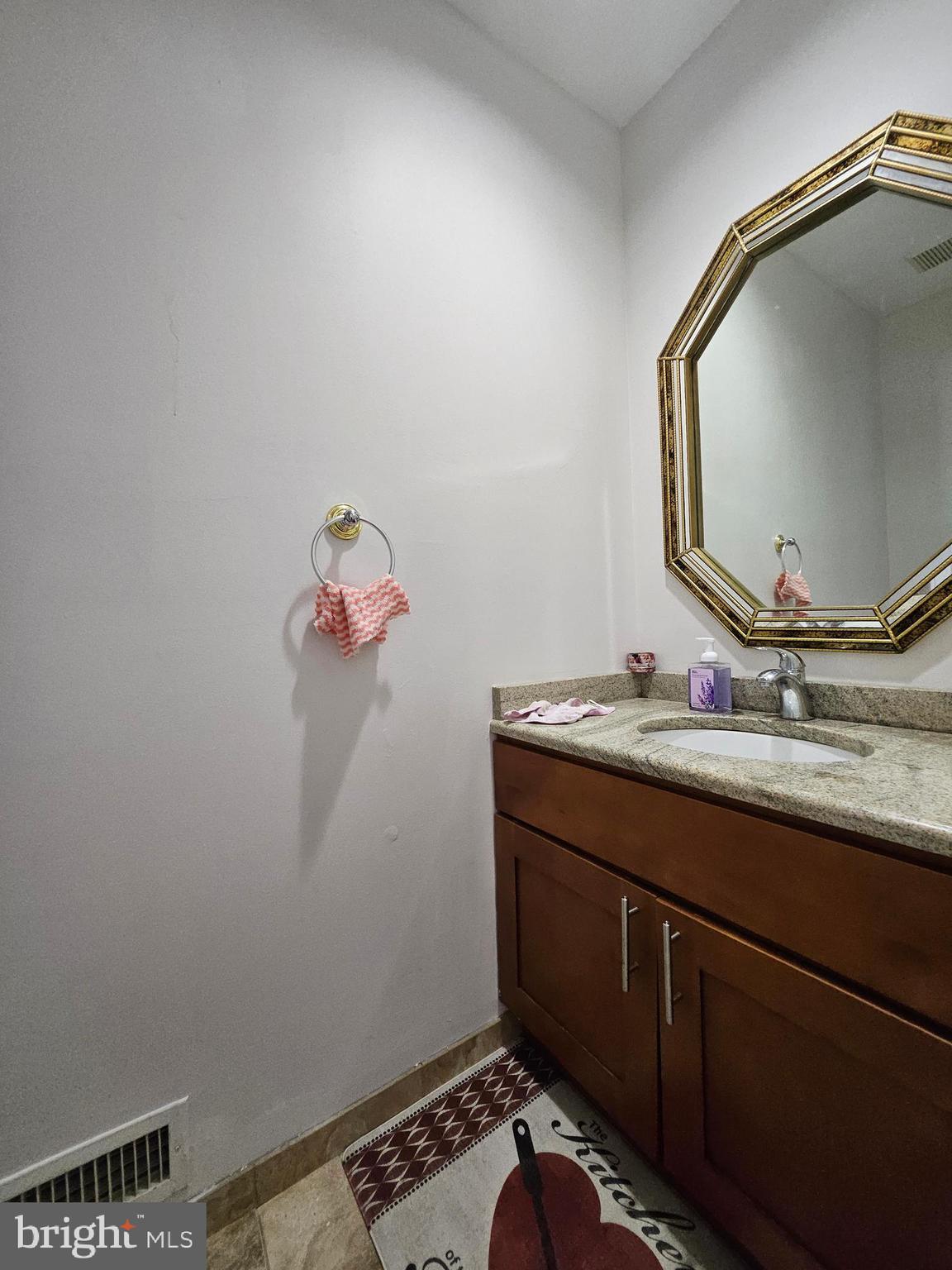 BUSTLETON - Residential