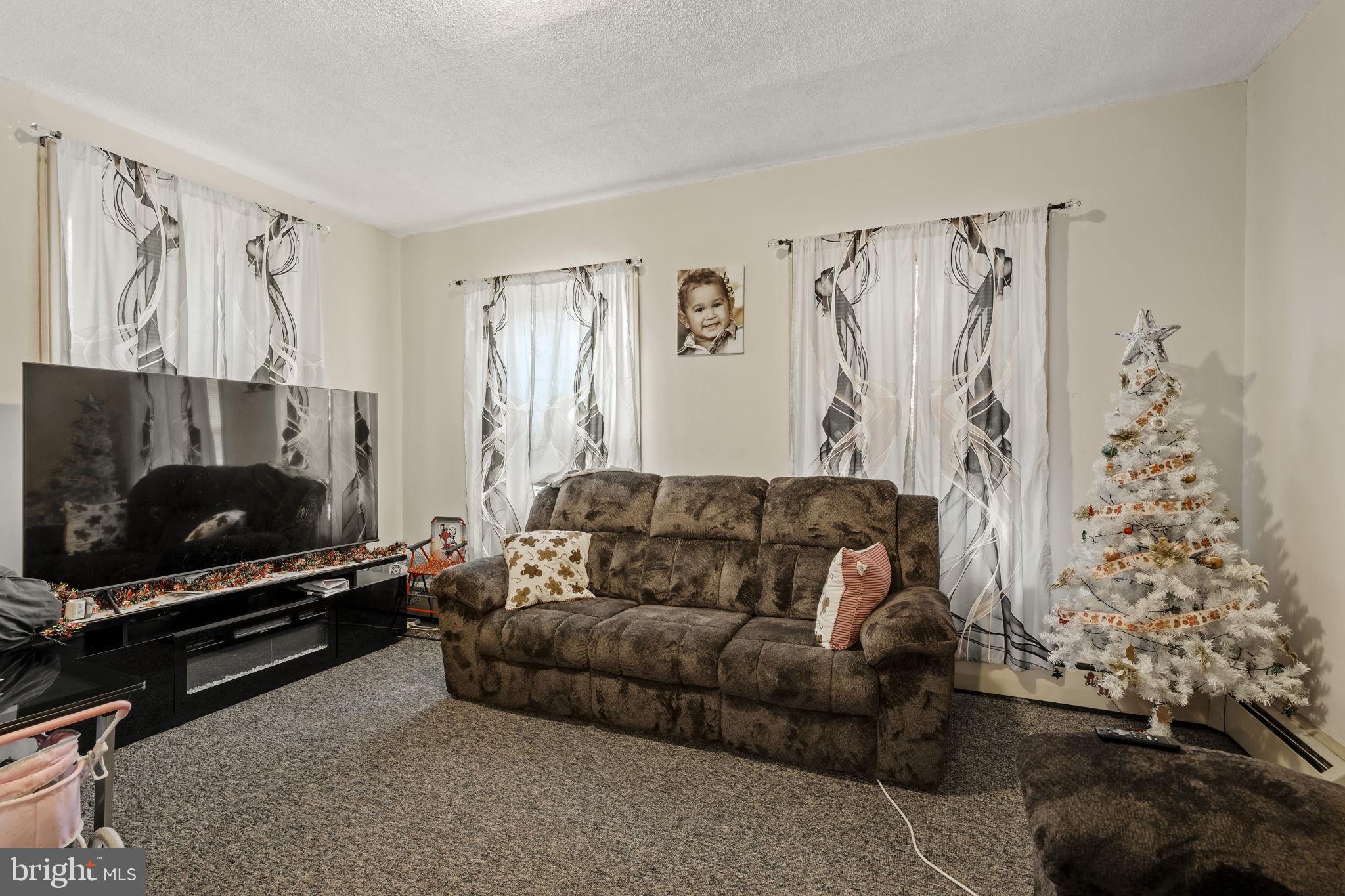 MANHEIM BOROUGH - Residential Income