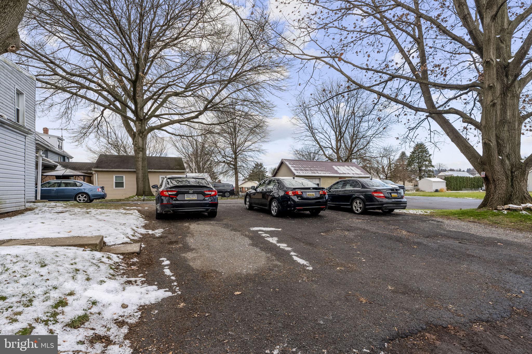 MANHEIM BOROUGH - Residential Income