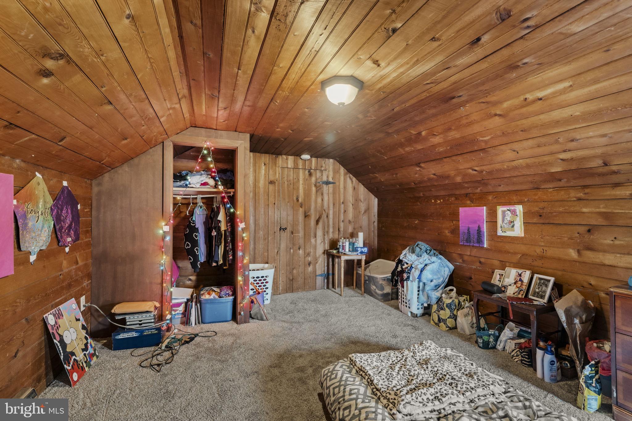 MANHEIM BOROUGH - Residential Income