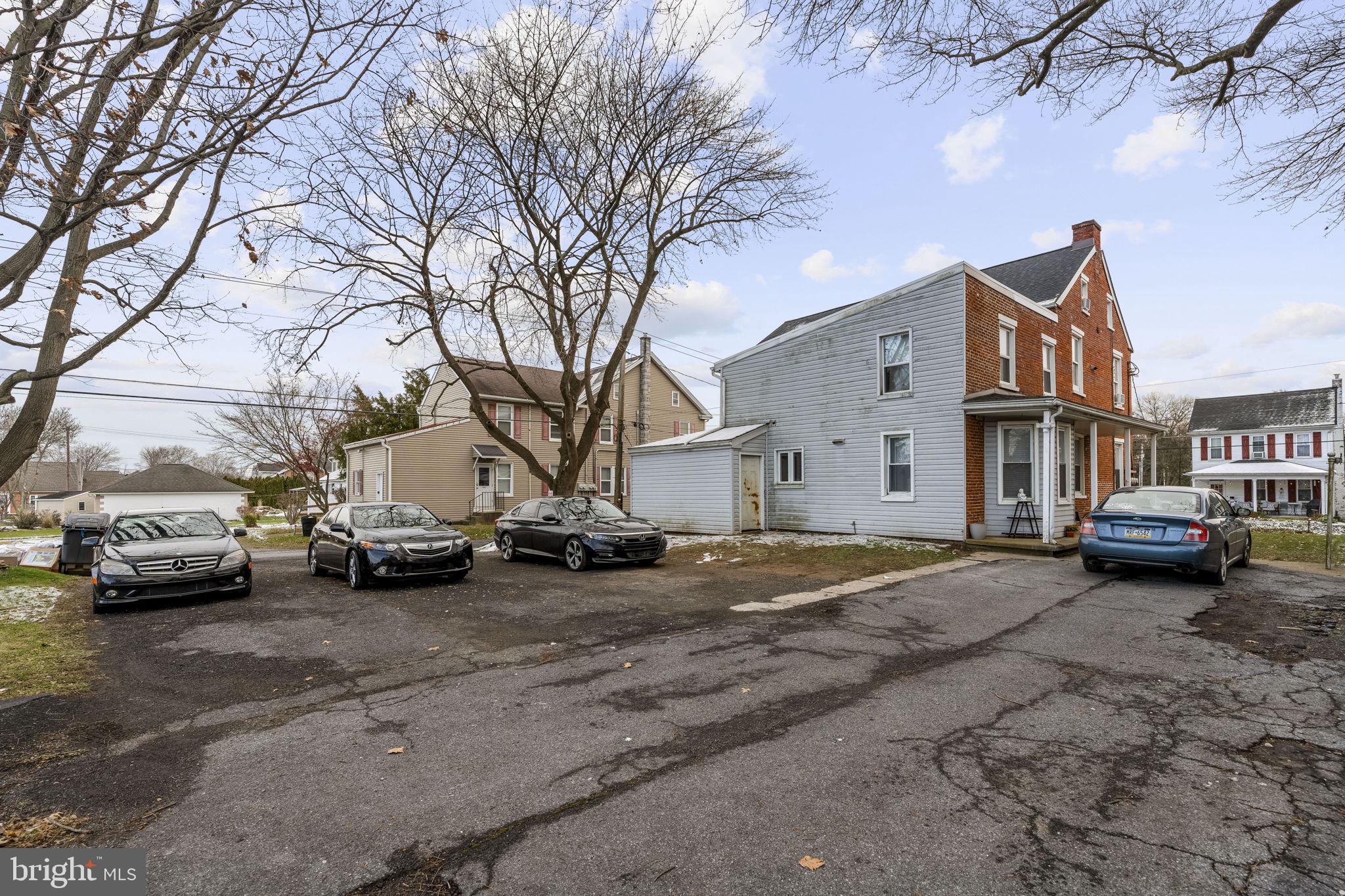 MANHEIM BOROUGH - Residential Income