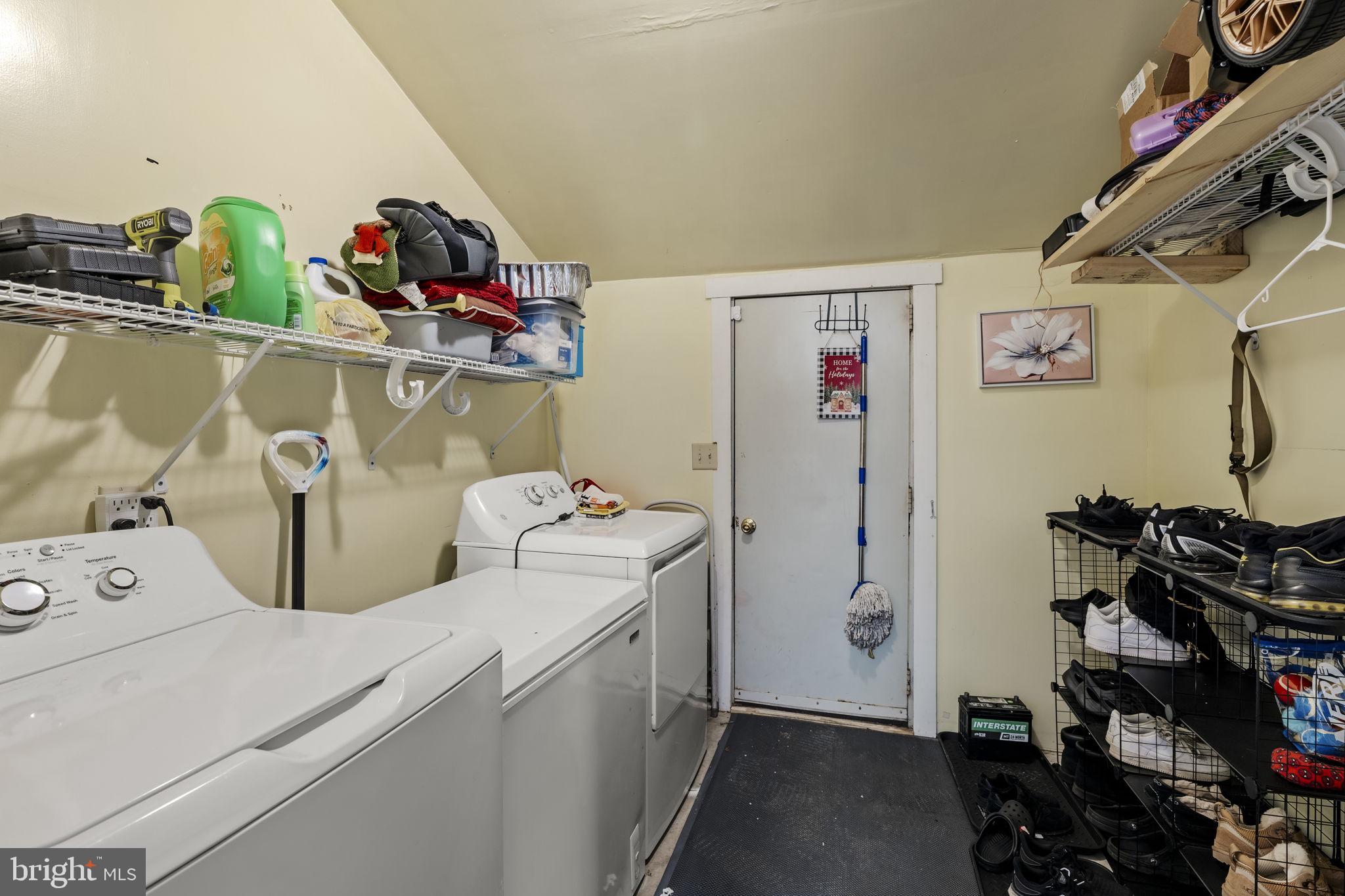 MANHEIM BOROUGH - Residential Income