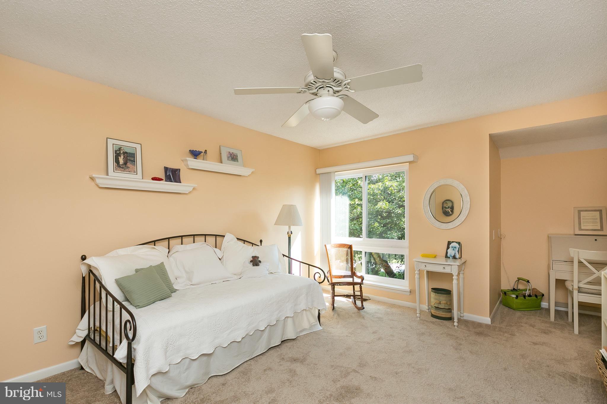 DEERFOX - Residential