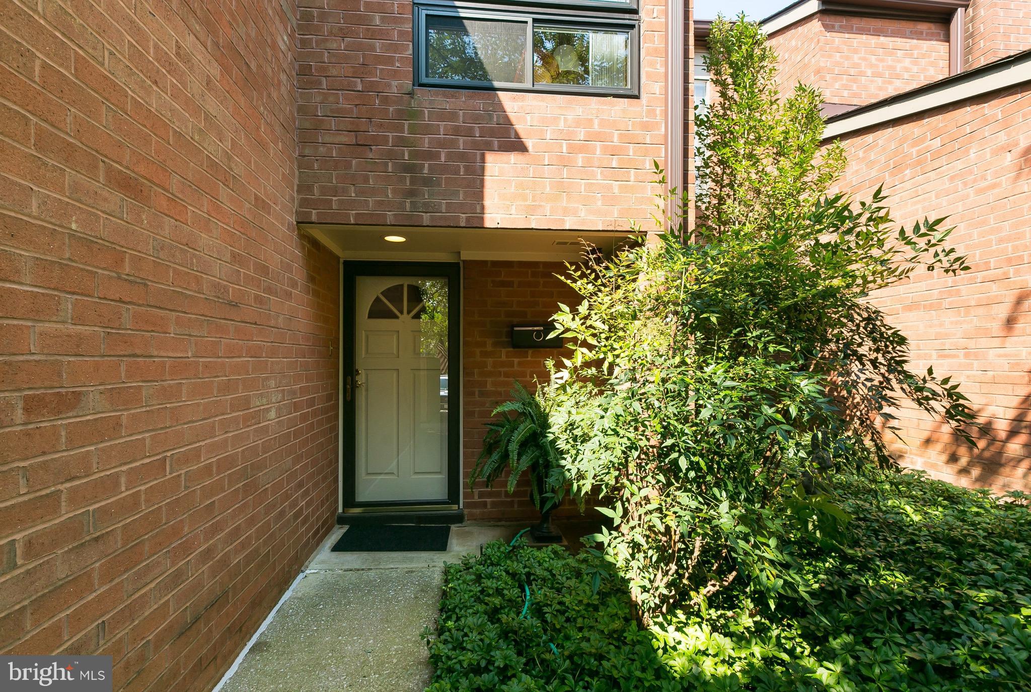 DEERFOX - Residential