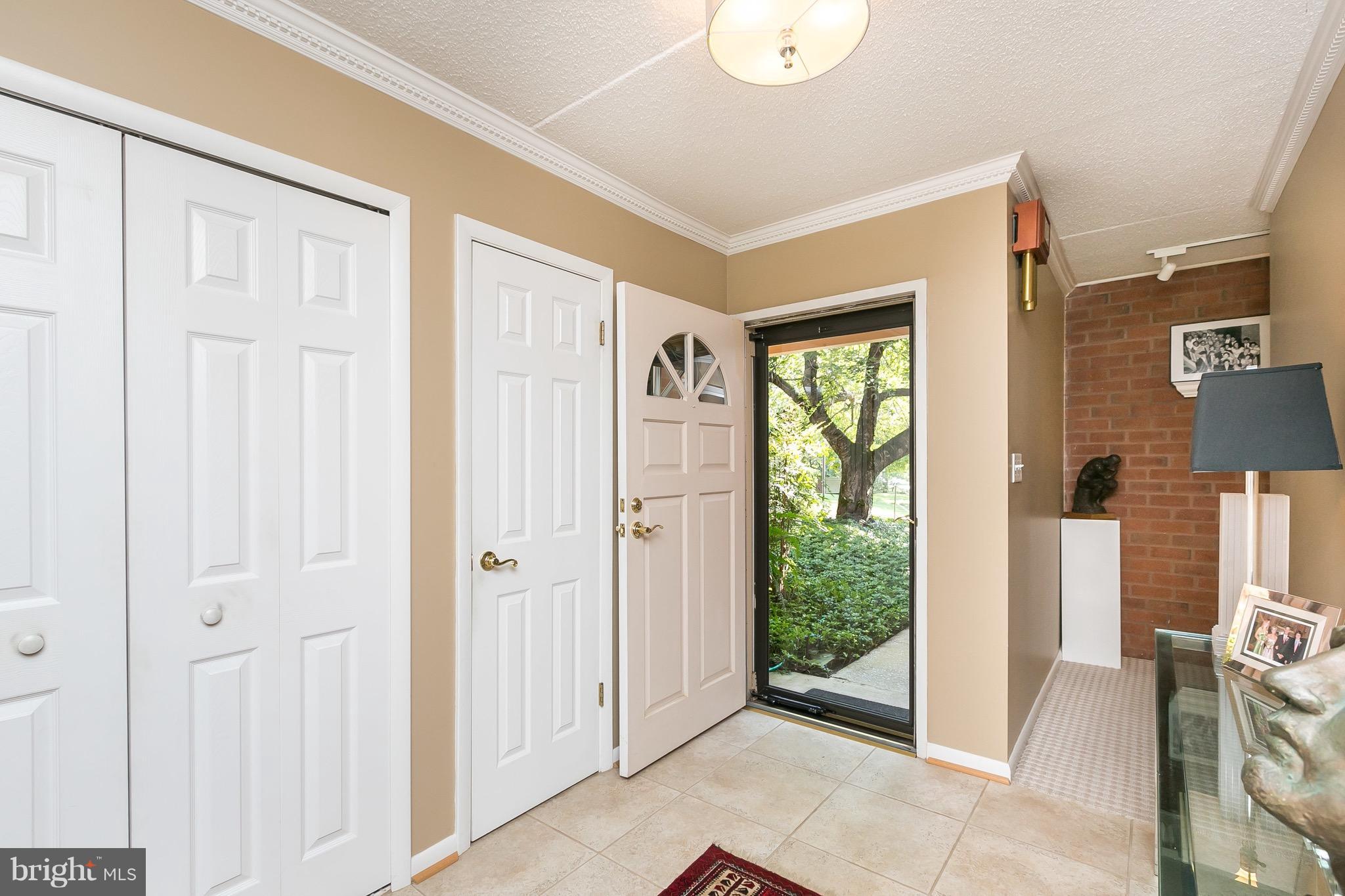 DEERFOX - Residential