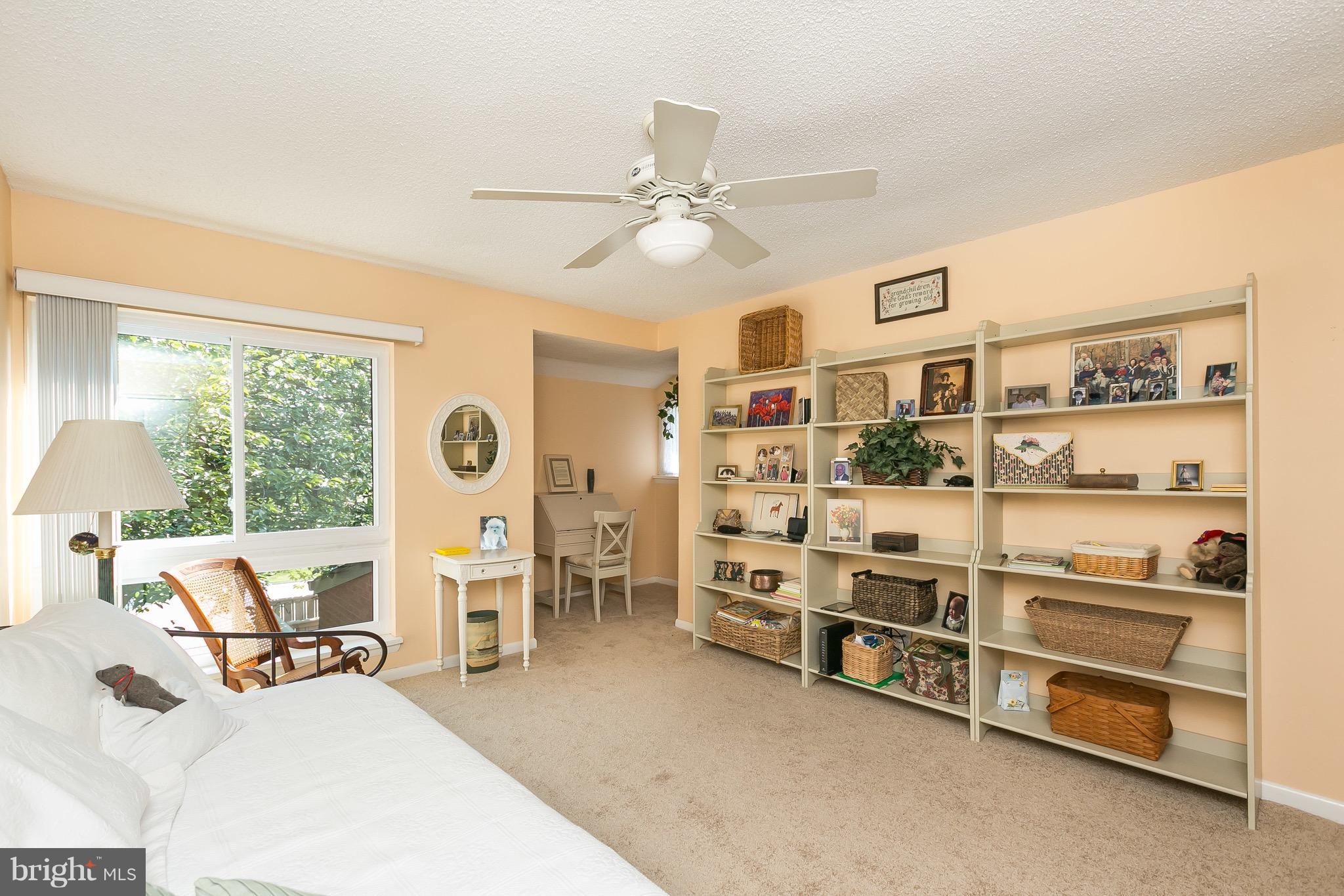 DEERFOX - Residential