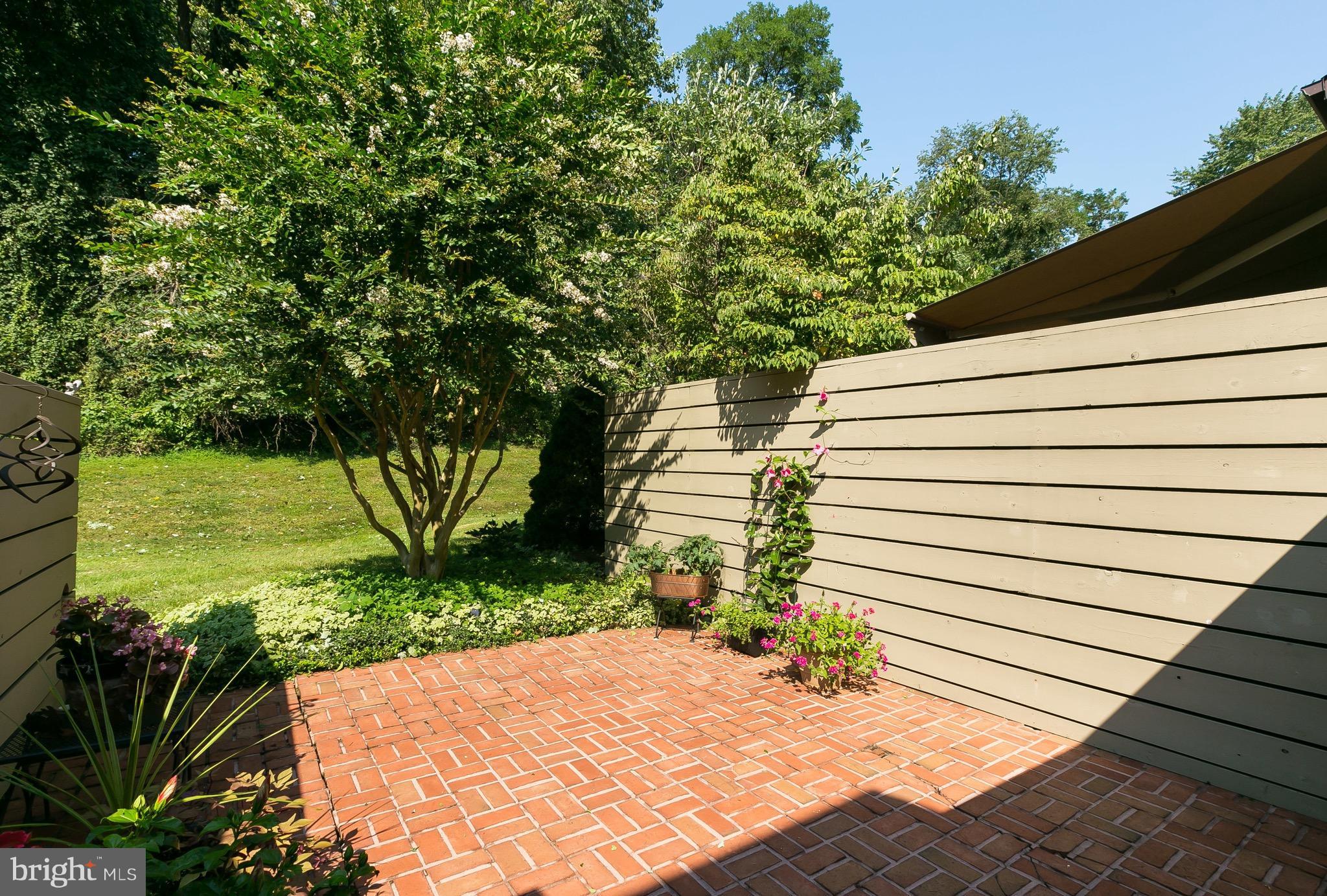 DEERFOX - Residential