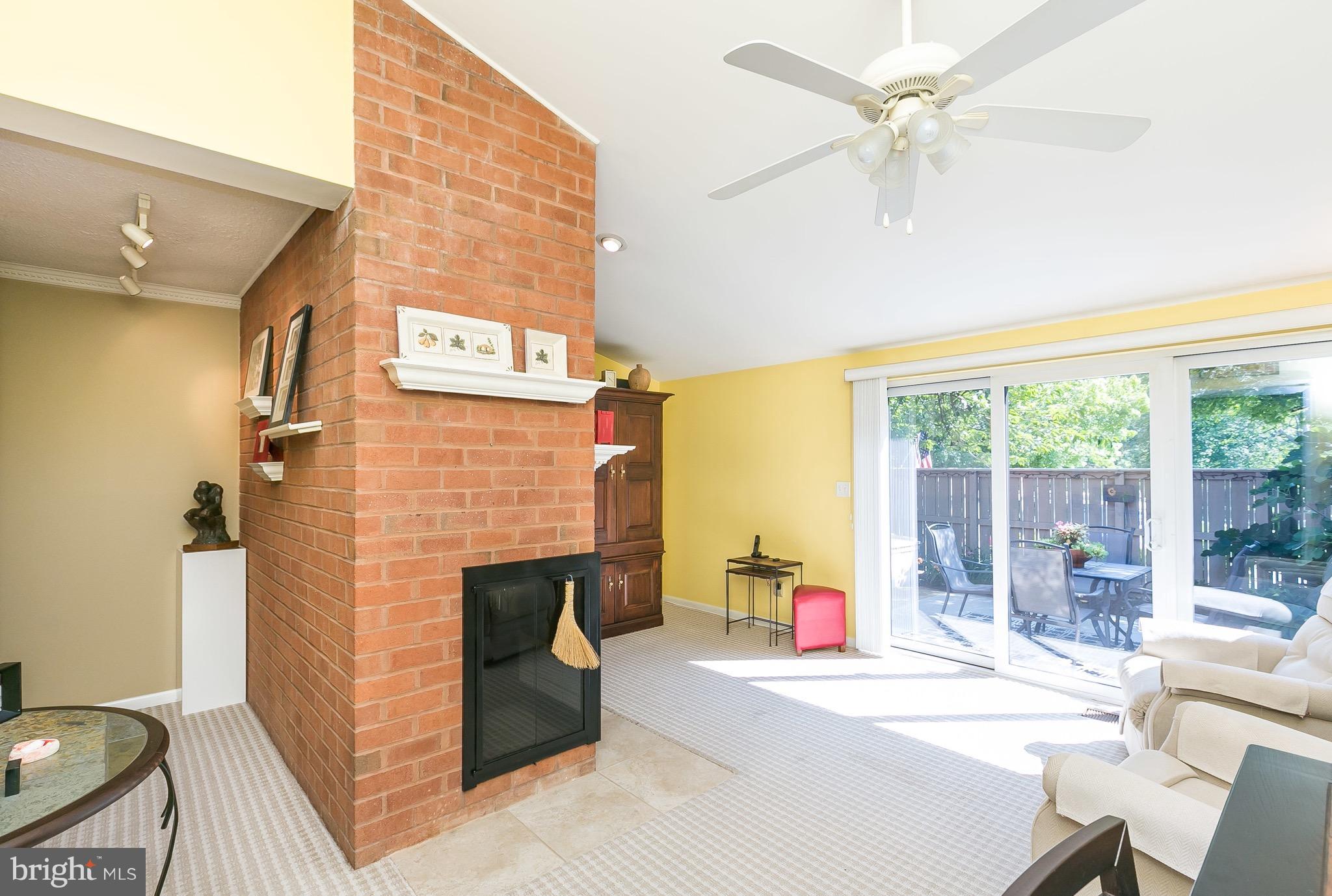 DEERFOX - Residential