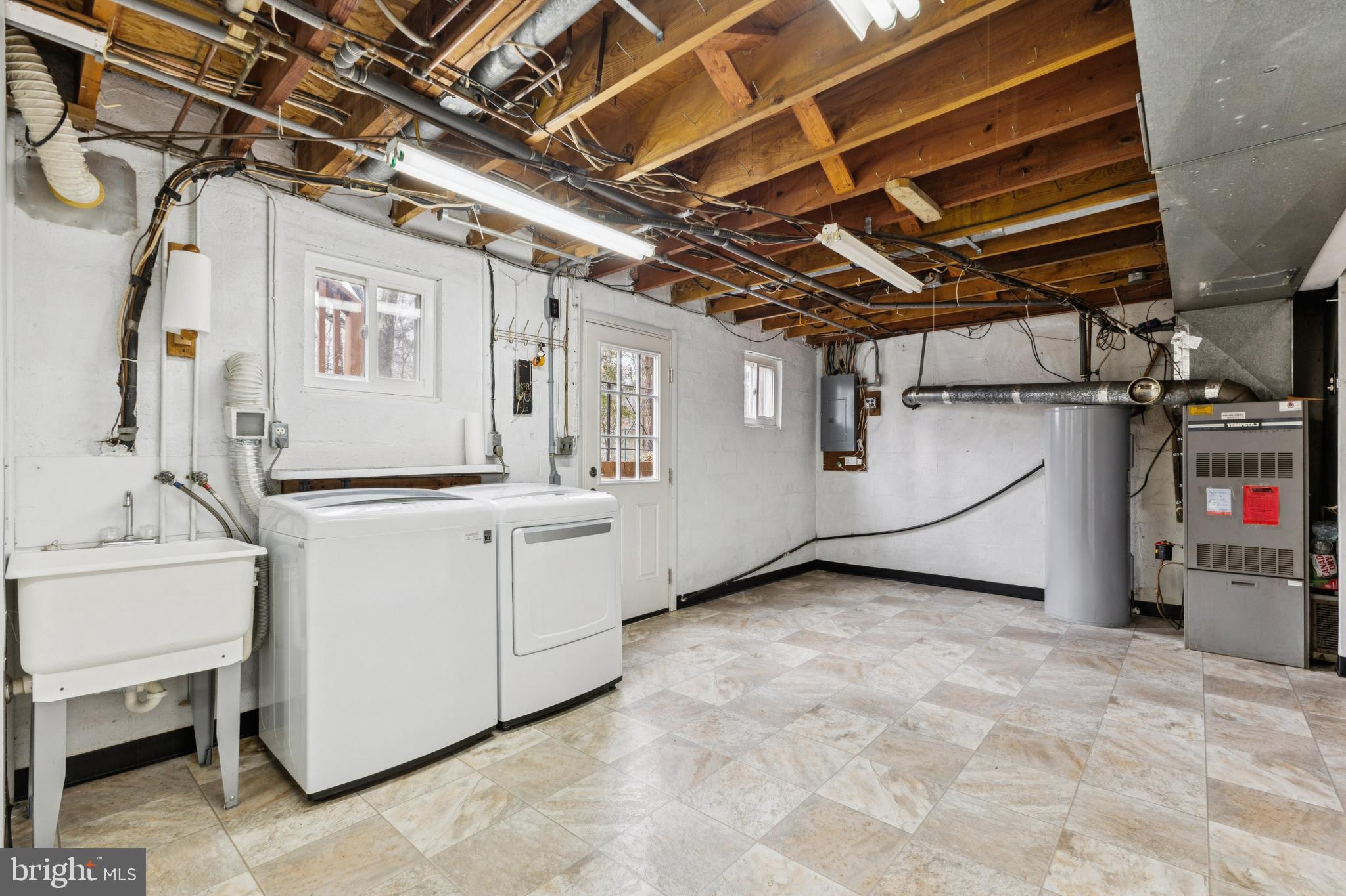 BELLEVUE ESTATES - Residential