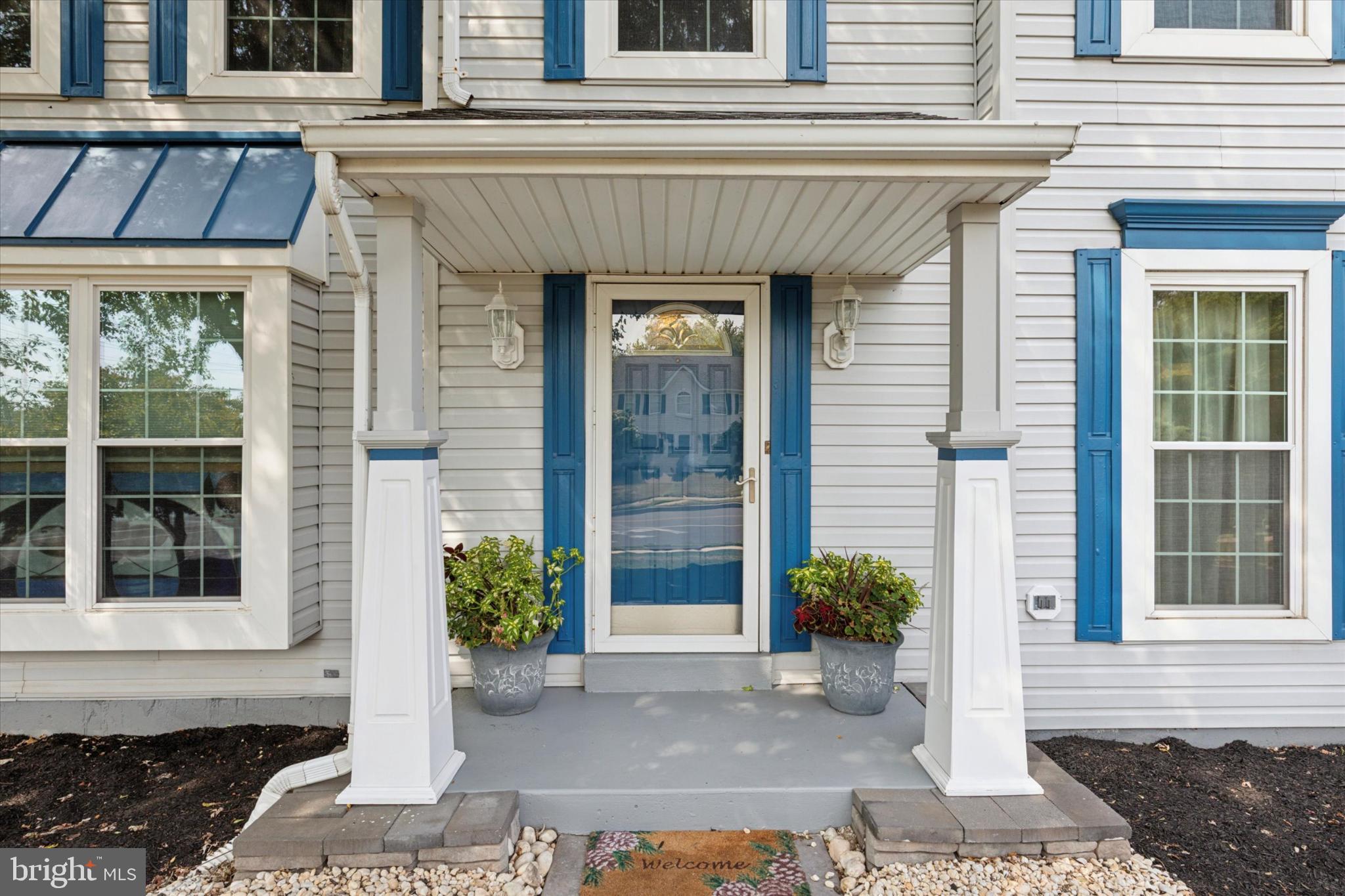 1402 VALLEY VIEW