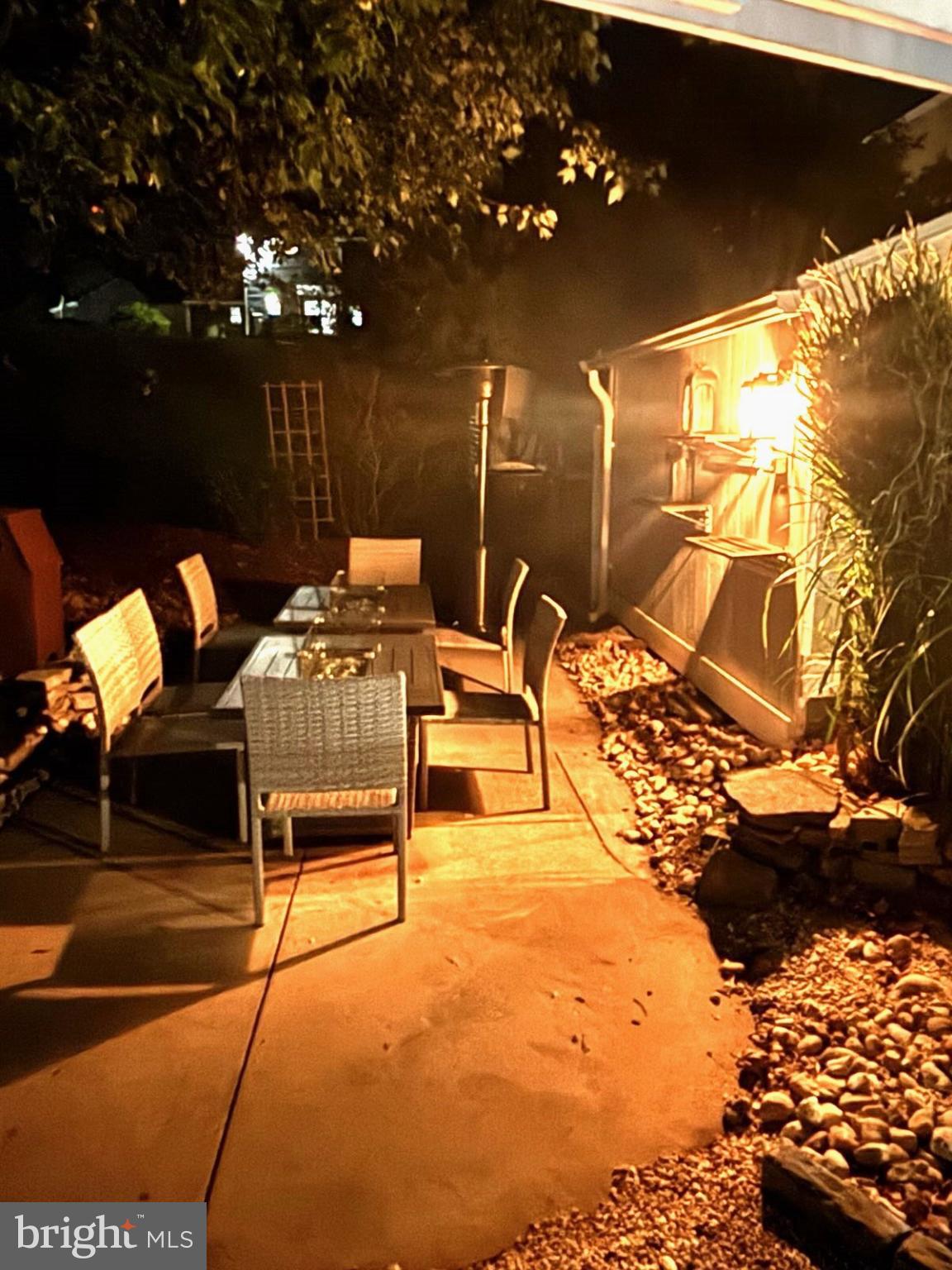 HIDDEN POND - Residential