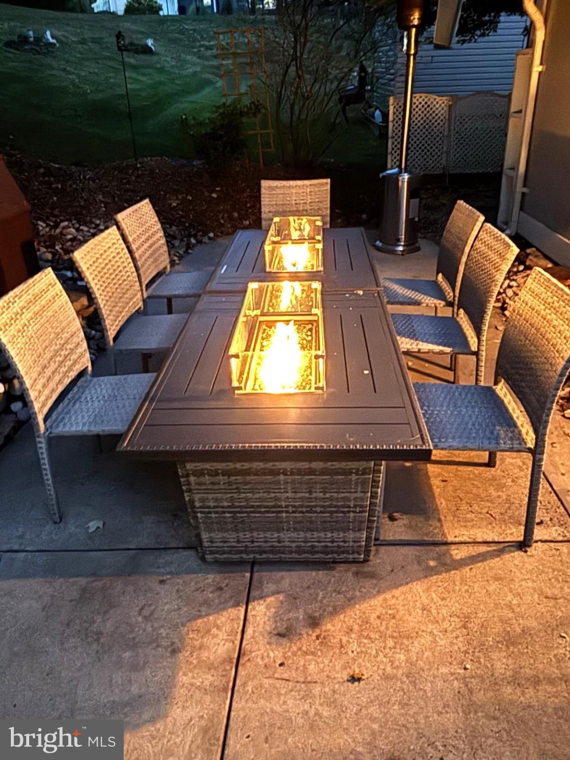 HIDDEN POND - Residential