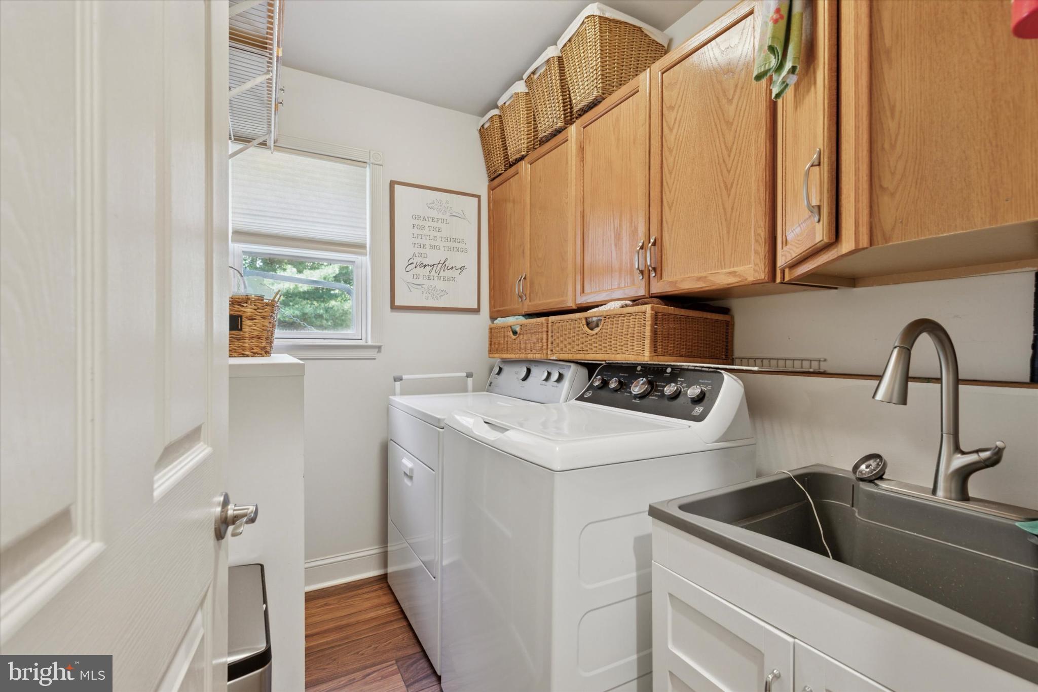 HIDDEN POND - Residential