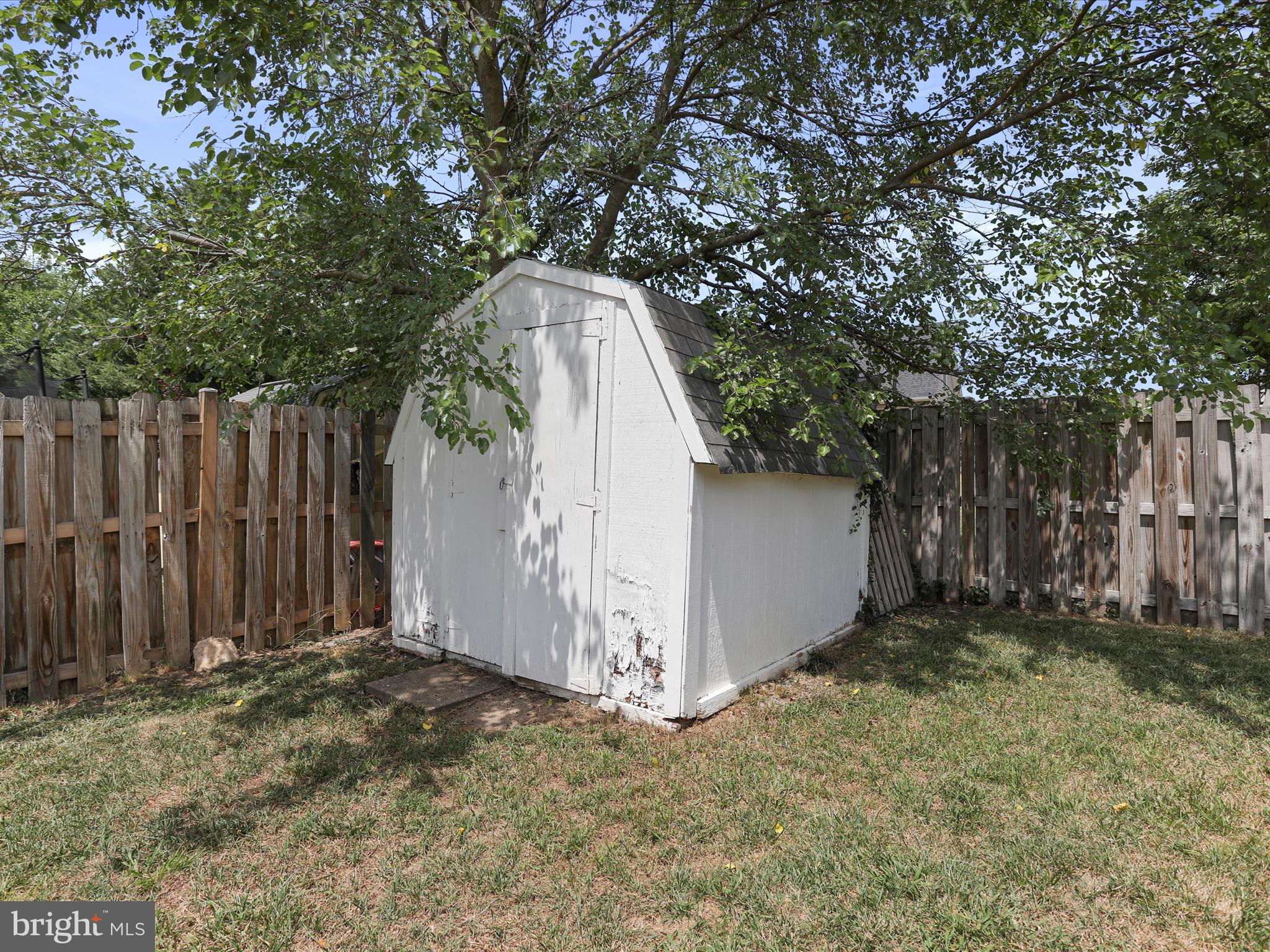 PEMBRIDGE HEIGHTS - Residential