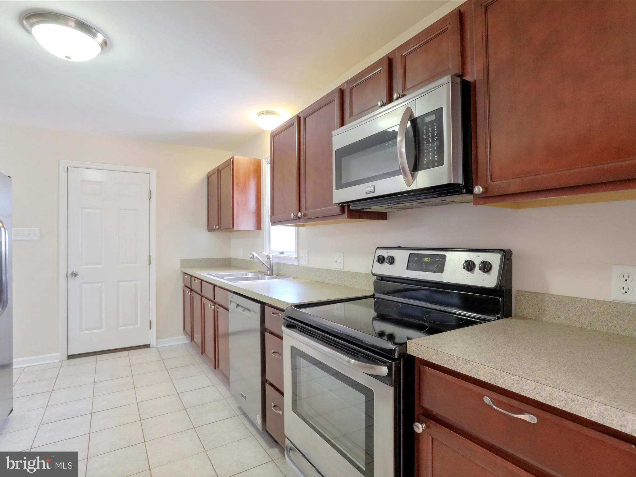 PEMBRIDGE HEIGHTS - Residential