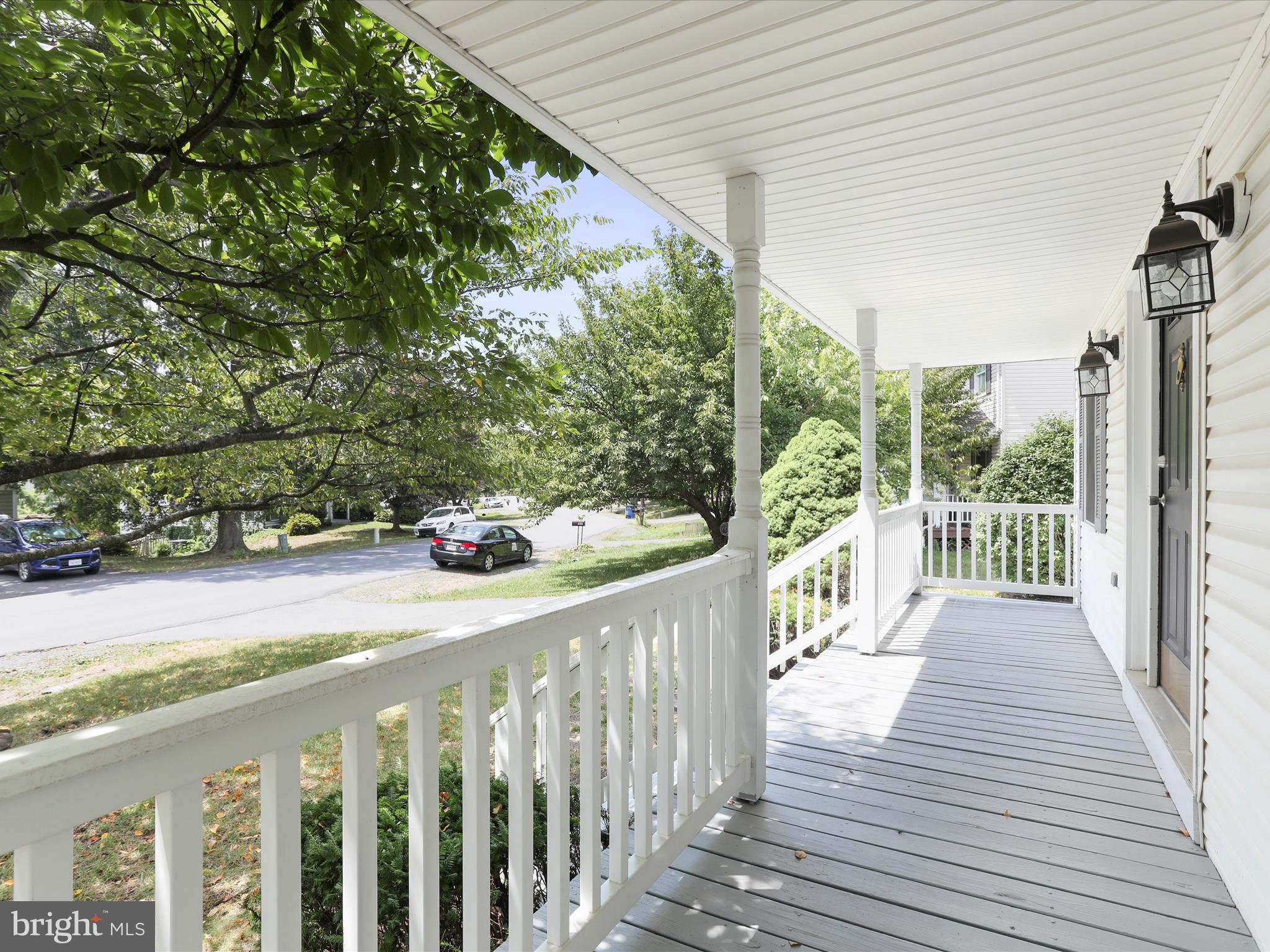 PEMBRIDGE HEIGHTS - Residential