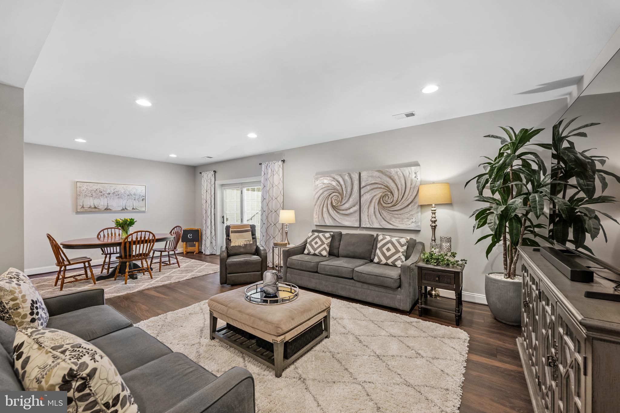 REGENCY AT DOMINION VALLEY - Residential