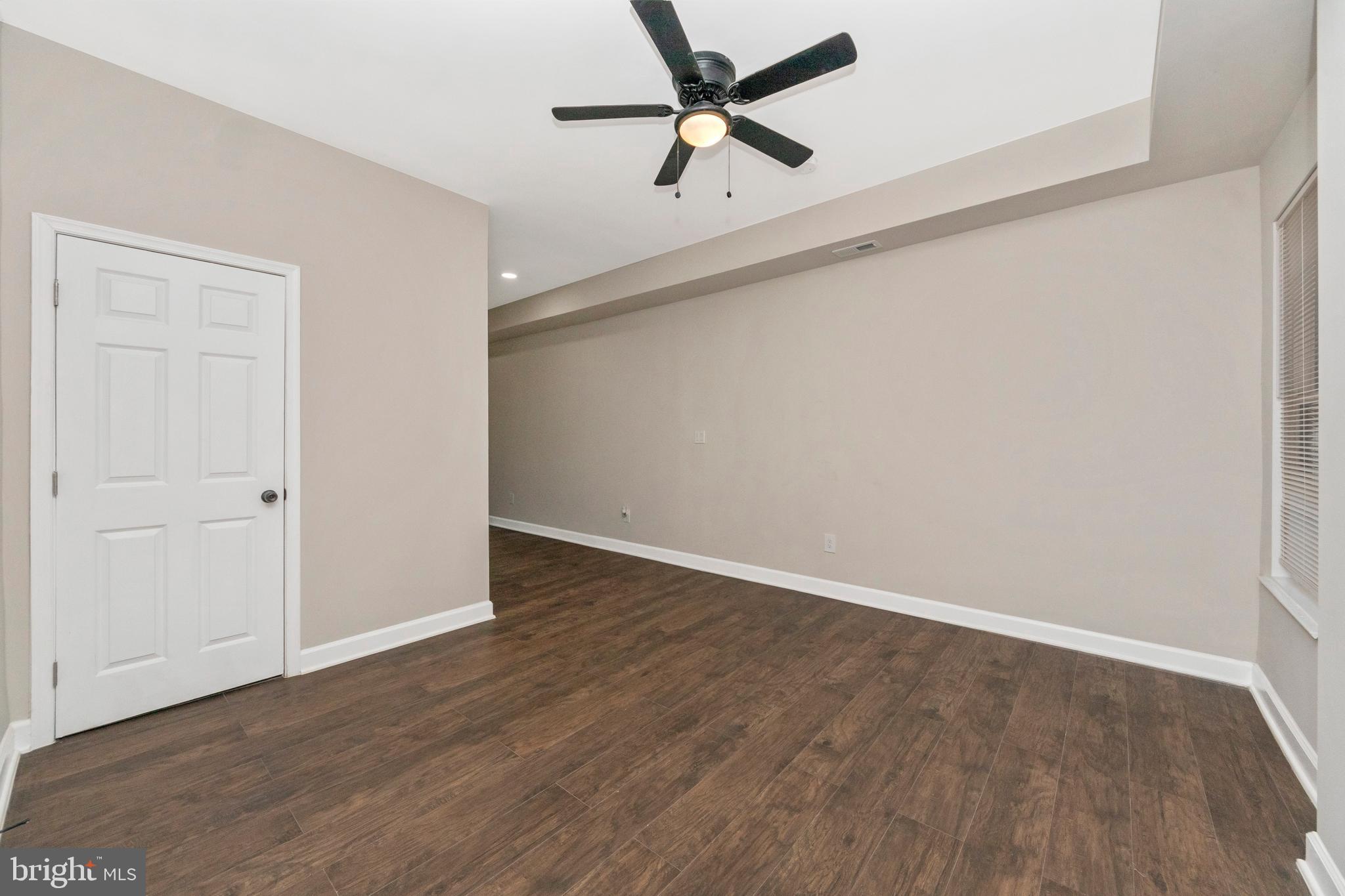 SANDTOWN-WINCHESTER - Residential