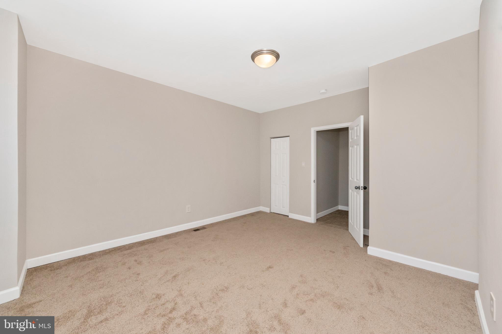 SANDTOWN-WINCHESTER - Residential