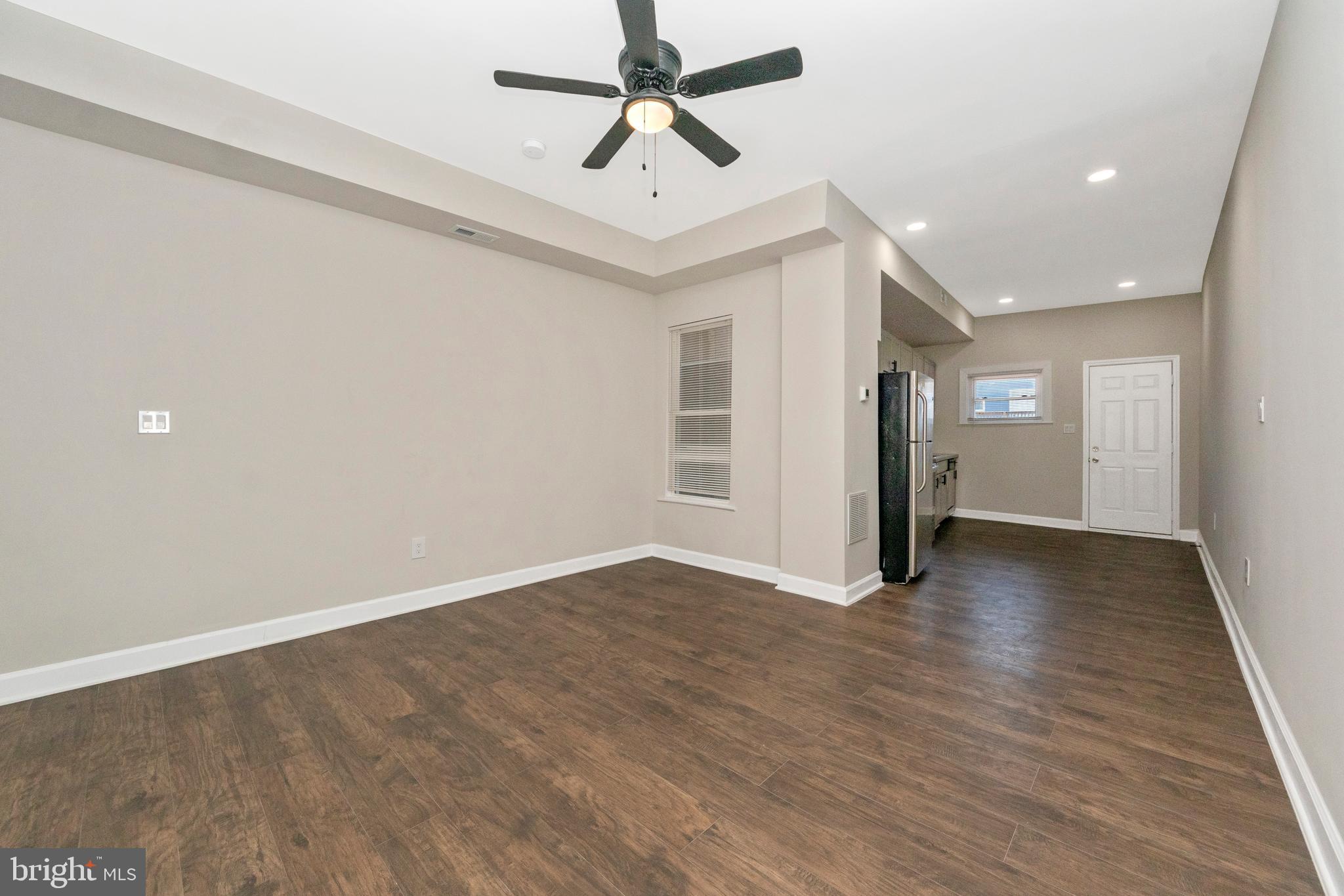 SANDTOWN-WINCHESTER - Residential