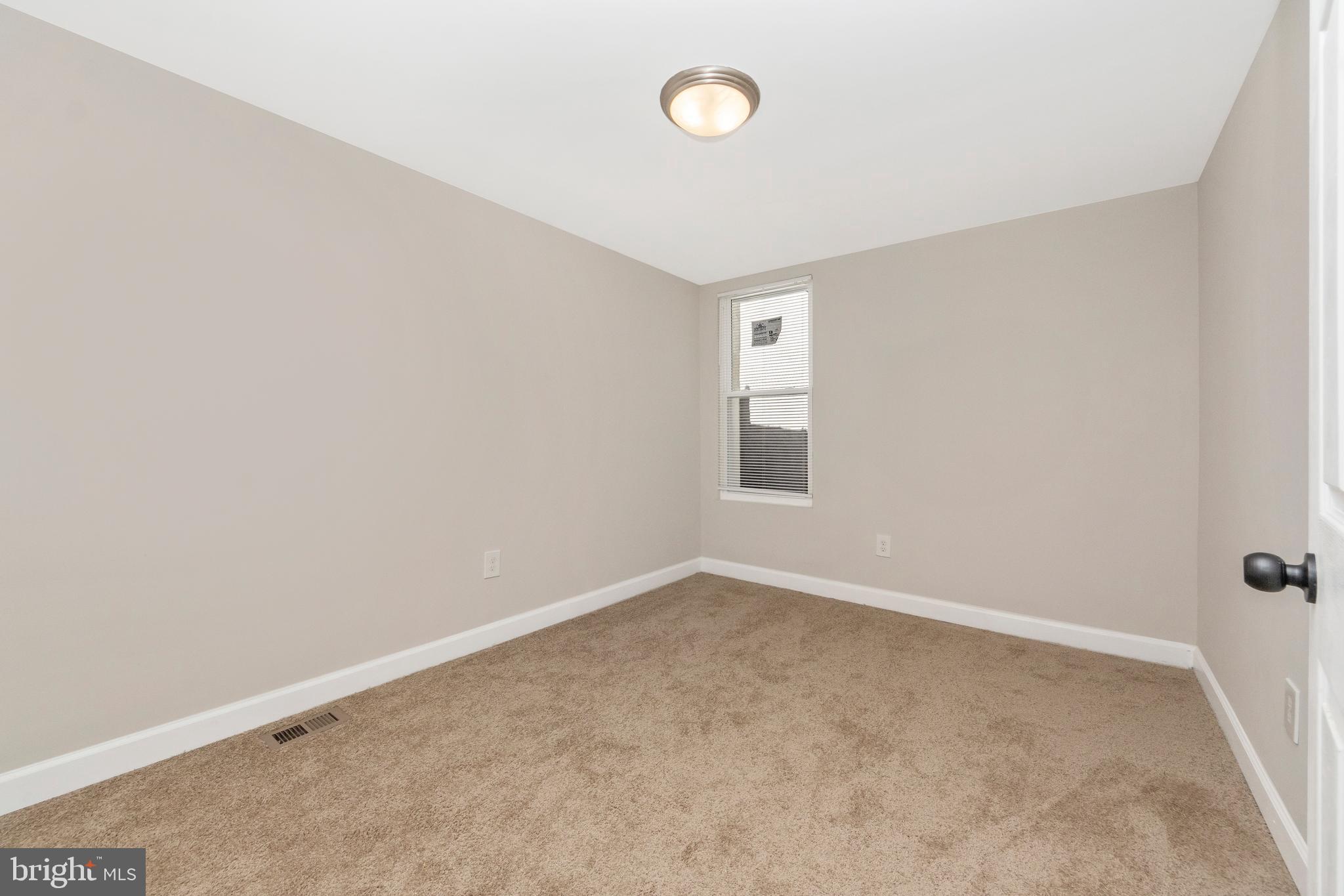 SANDTOWN-WINCHESTER - Residential