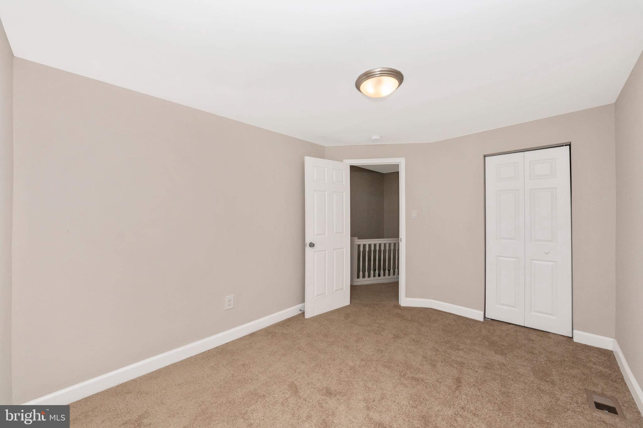 SANDTOWN-WINCHESTER - Residential