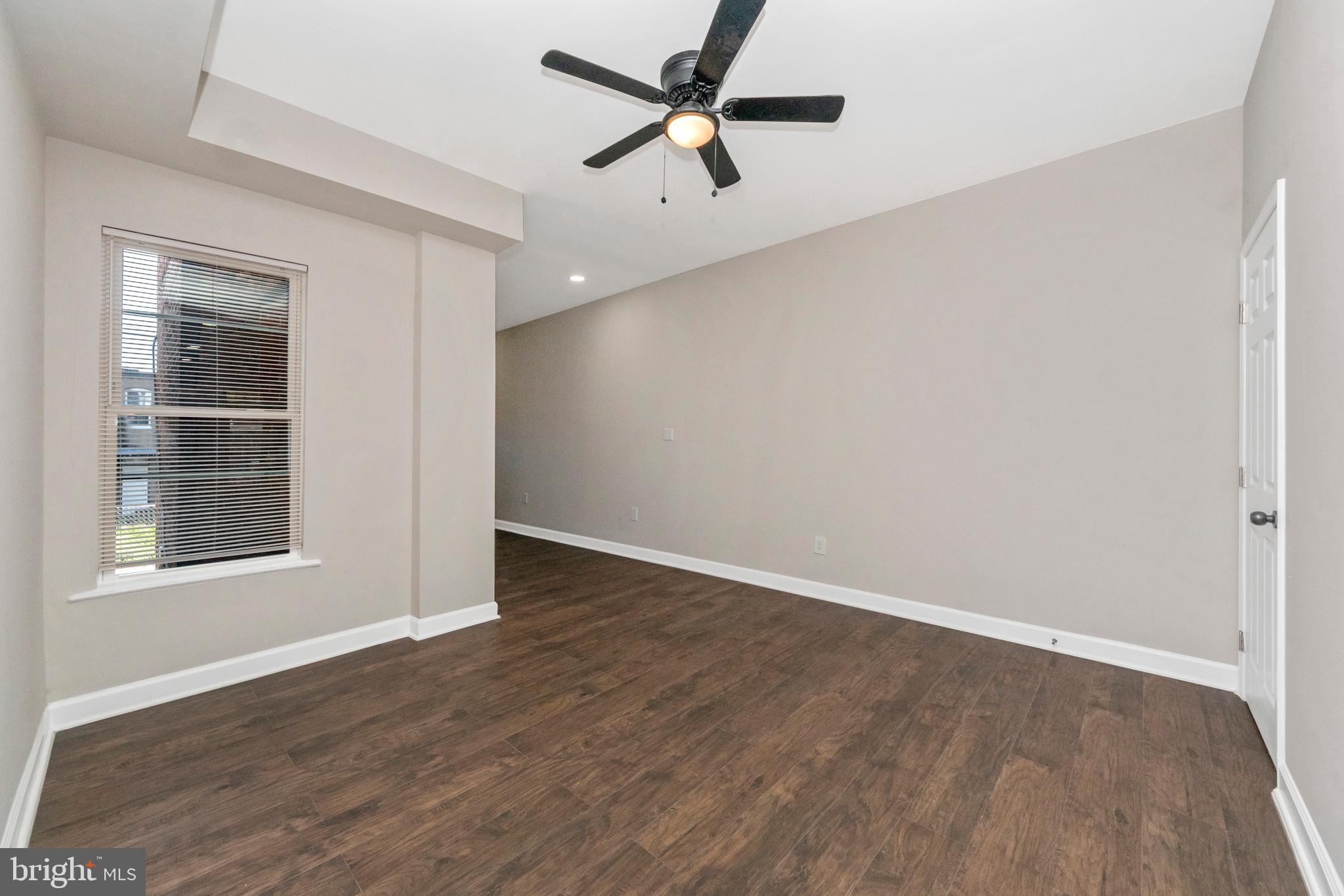 SANDTOWN-WINCHESTER - Residential