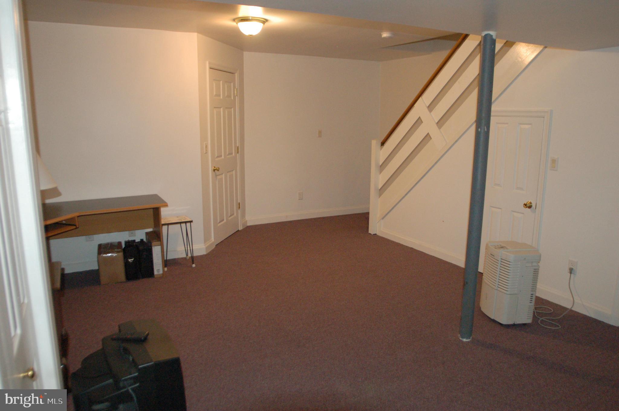 COBBLESTONE COURT - Residential