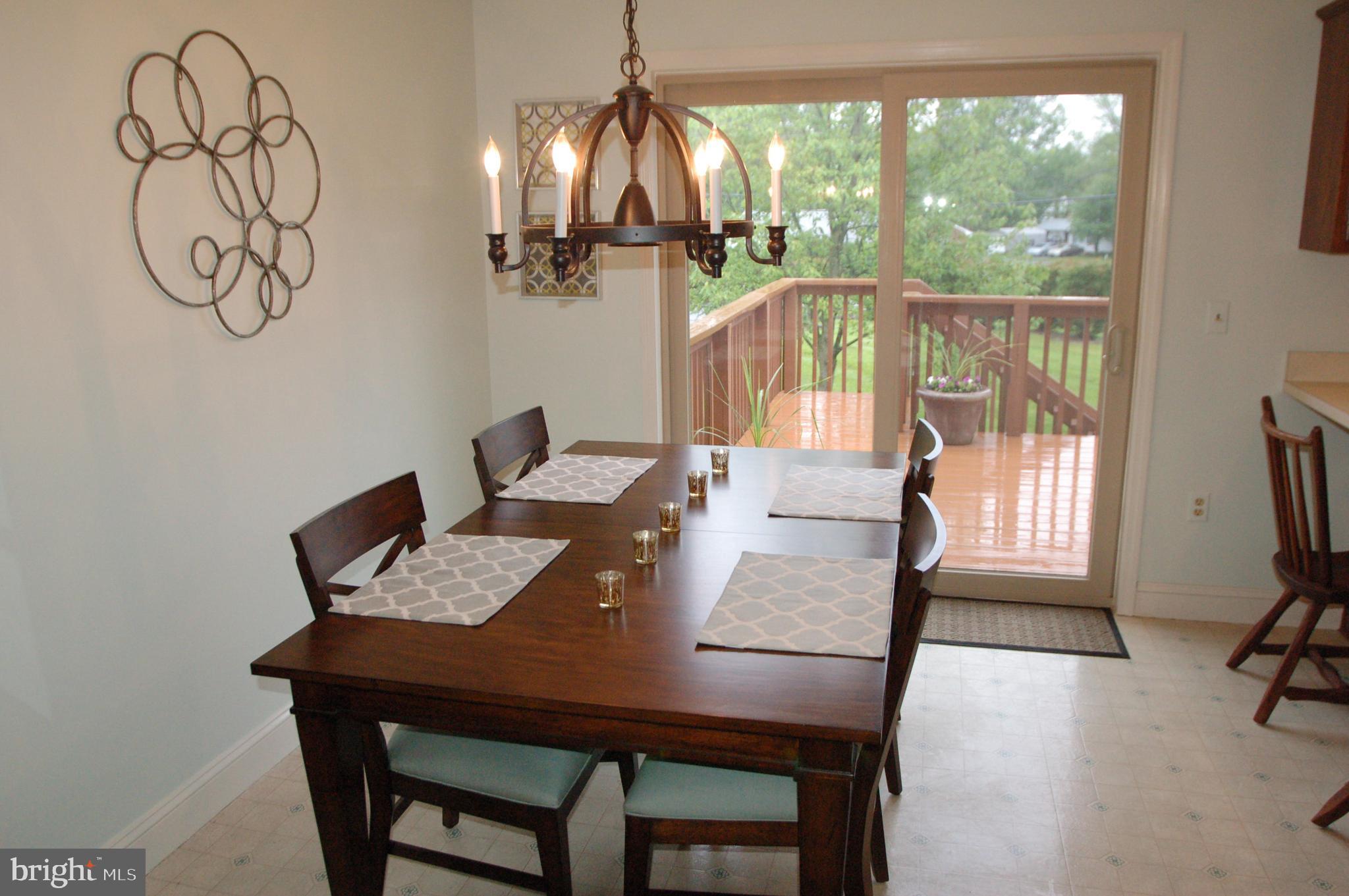 COBBLESTONE COURT - Residential