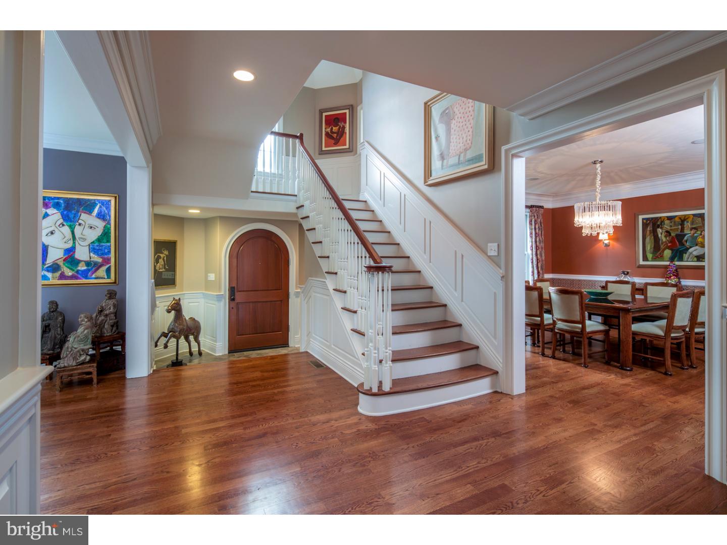 CHESTNUT HILL - Residential