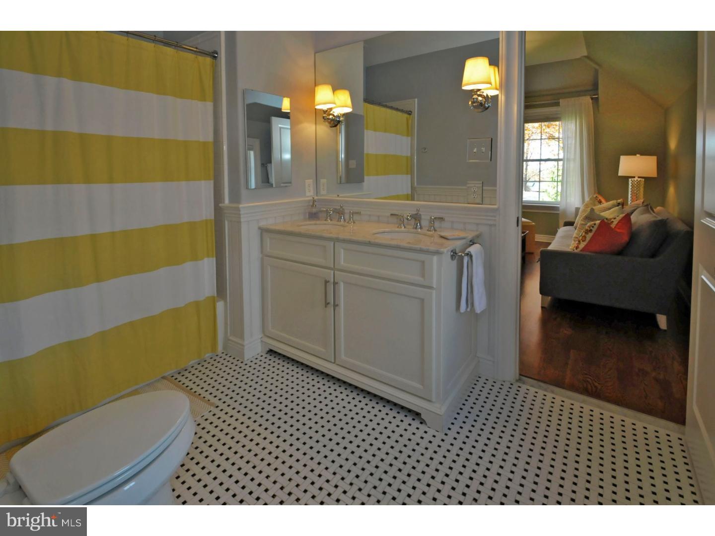 CHESTNUT HILL - Residential