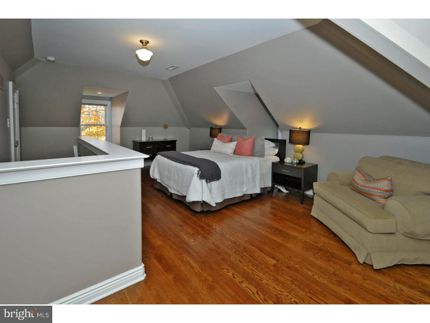 CHESTNUT HILL - Residential