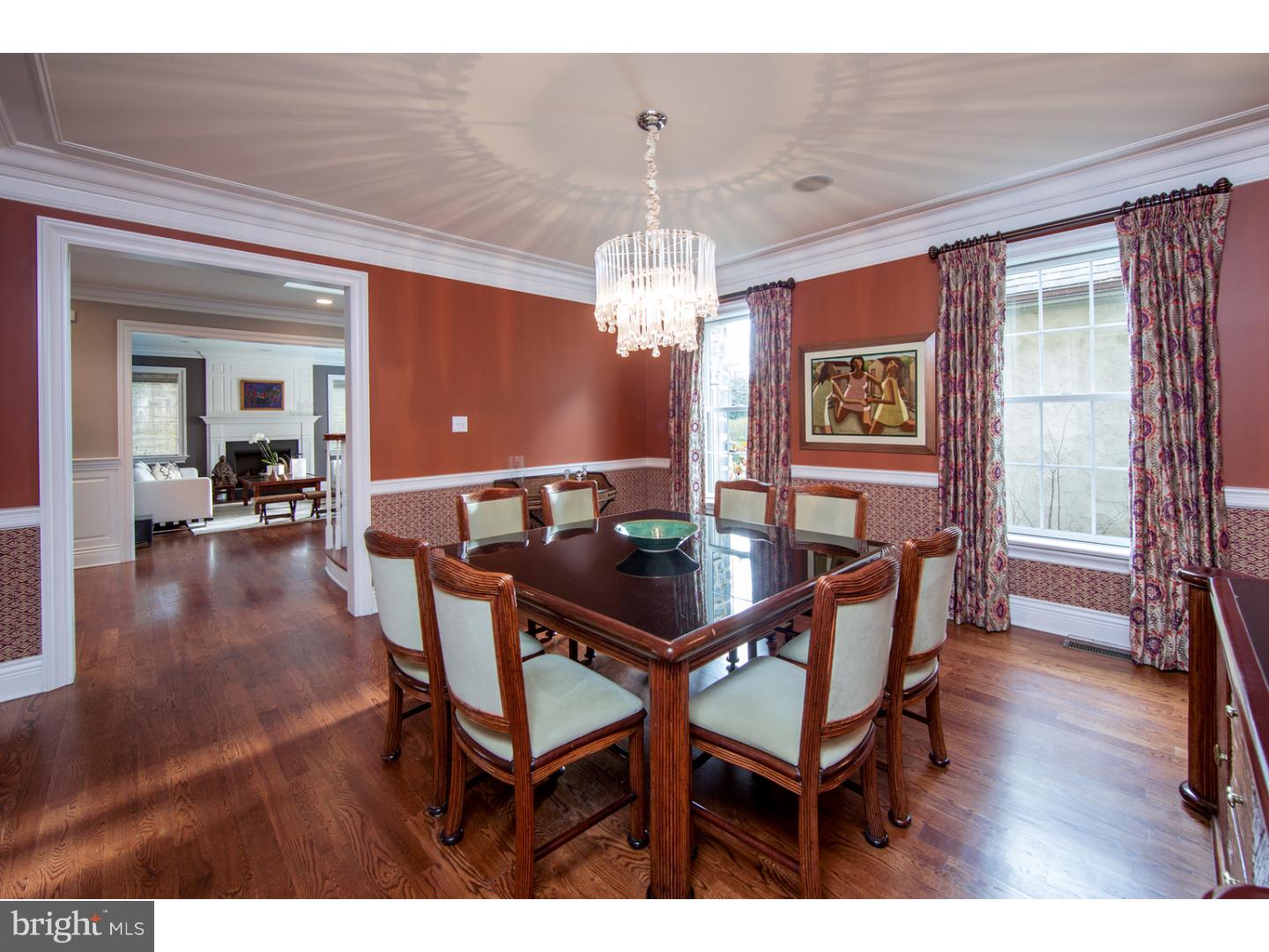 CHESTNUT HILL - Residential