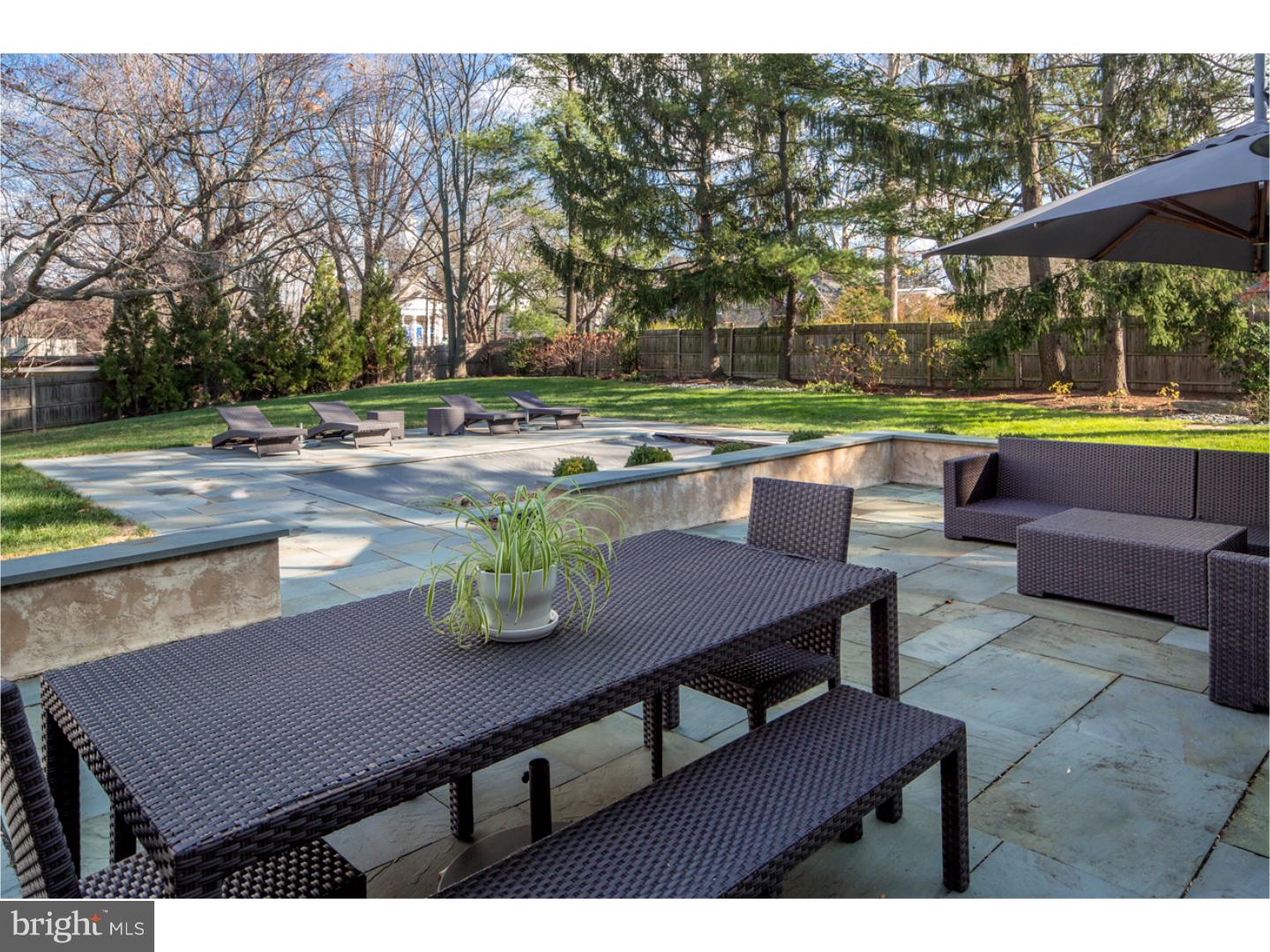 CHESTNUT HILL - Residential