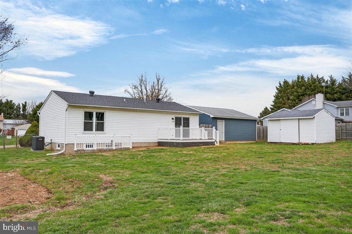 HOLLAND ACRES - Residential