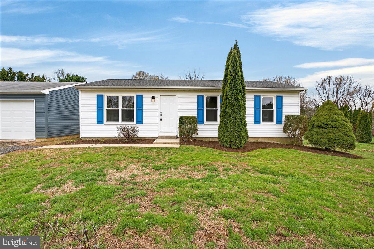 HOLLAND ACRES - Residential