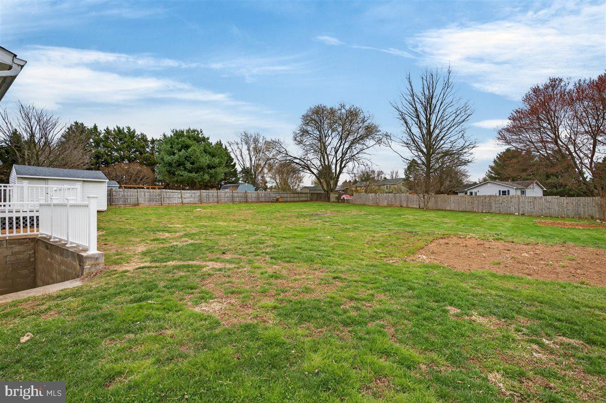 HOLLAND ACRES - Residential