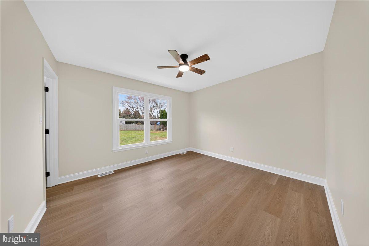 HOLLAND ACRES - Residential