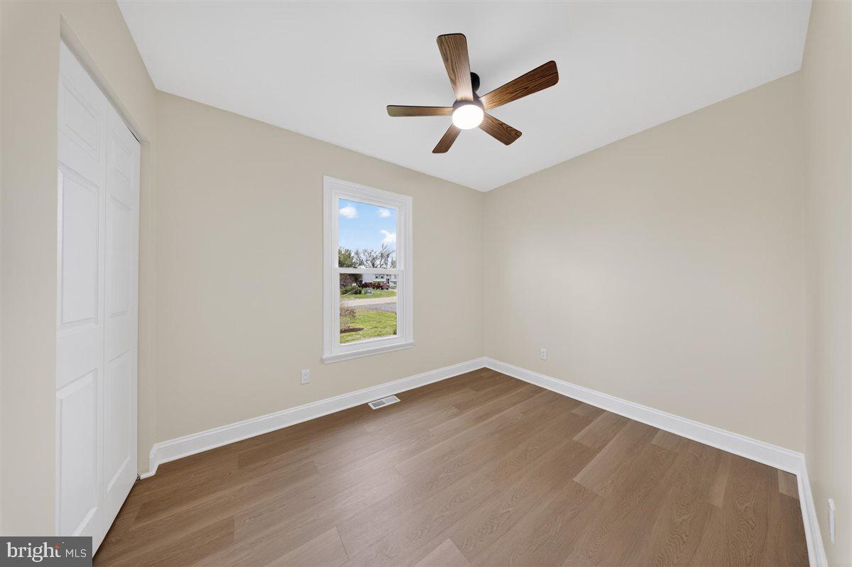 HOLLAND ACRES - Residential