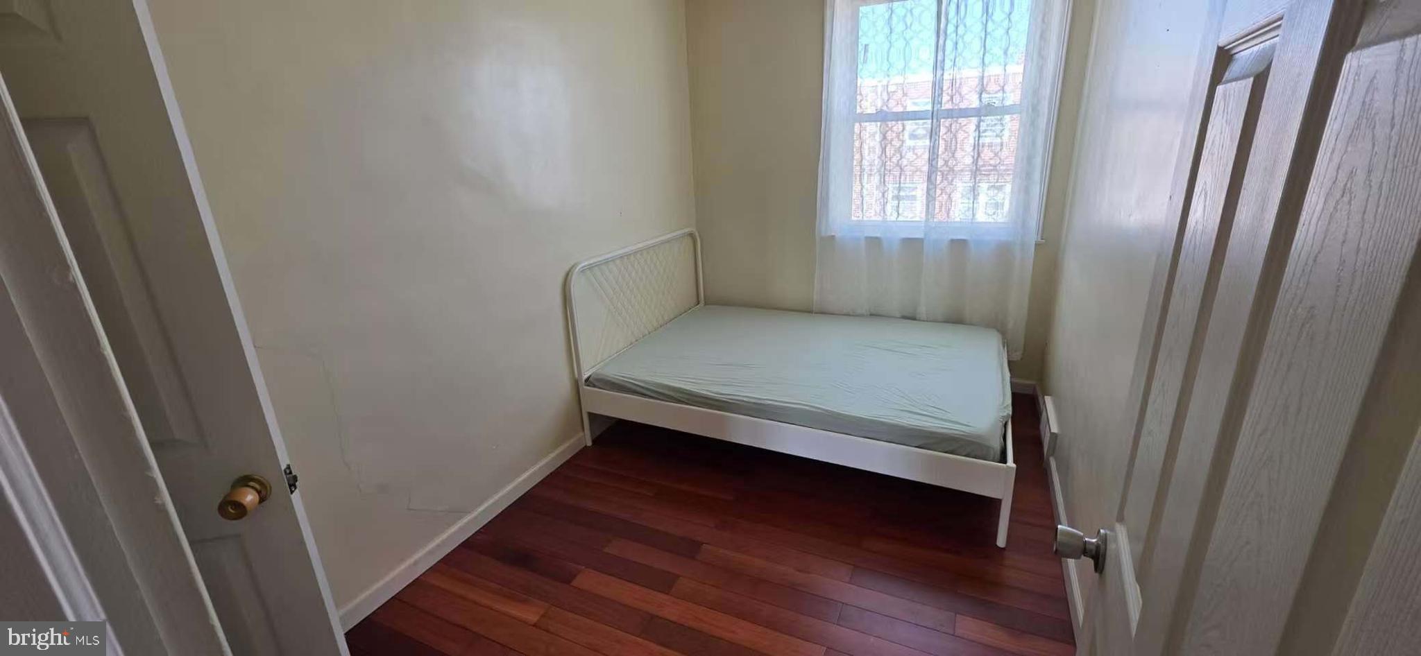 PHILADELPHIA - Residential