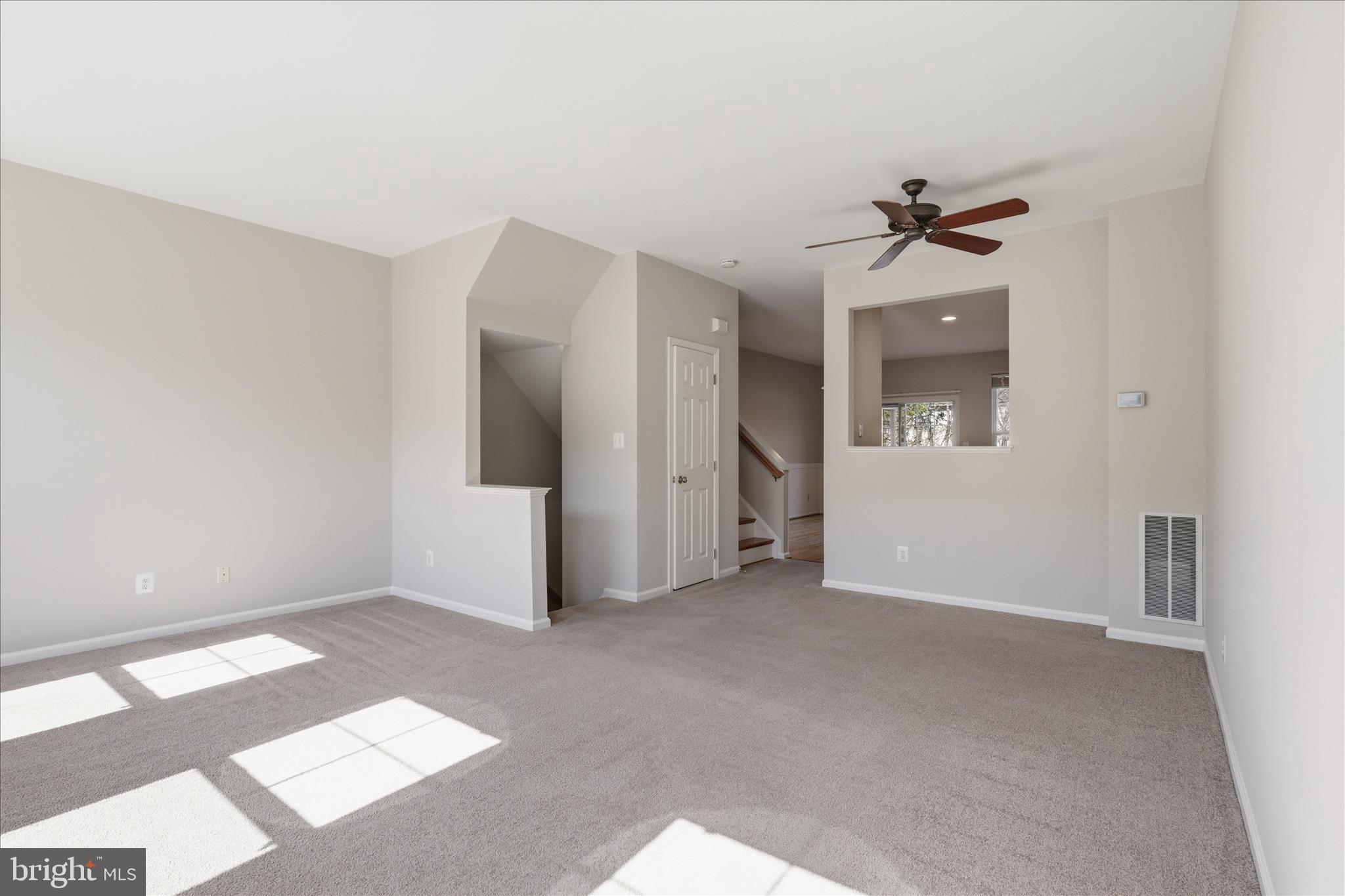 SIGNATURE AT BROADLANDS - Residential