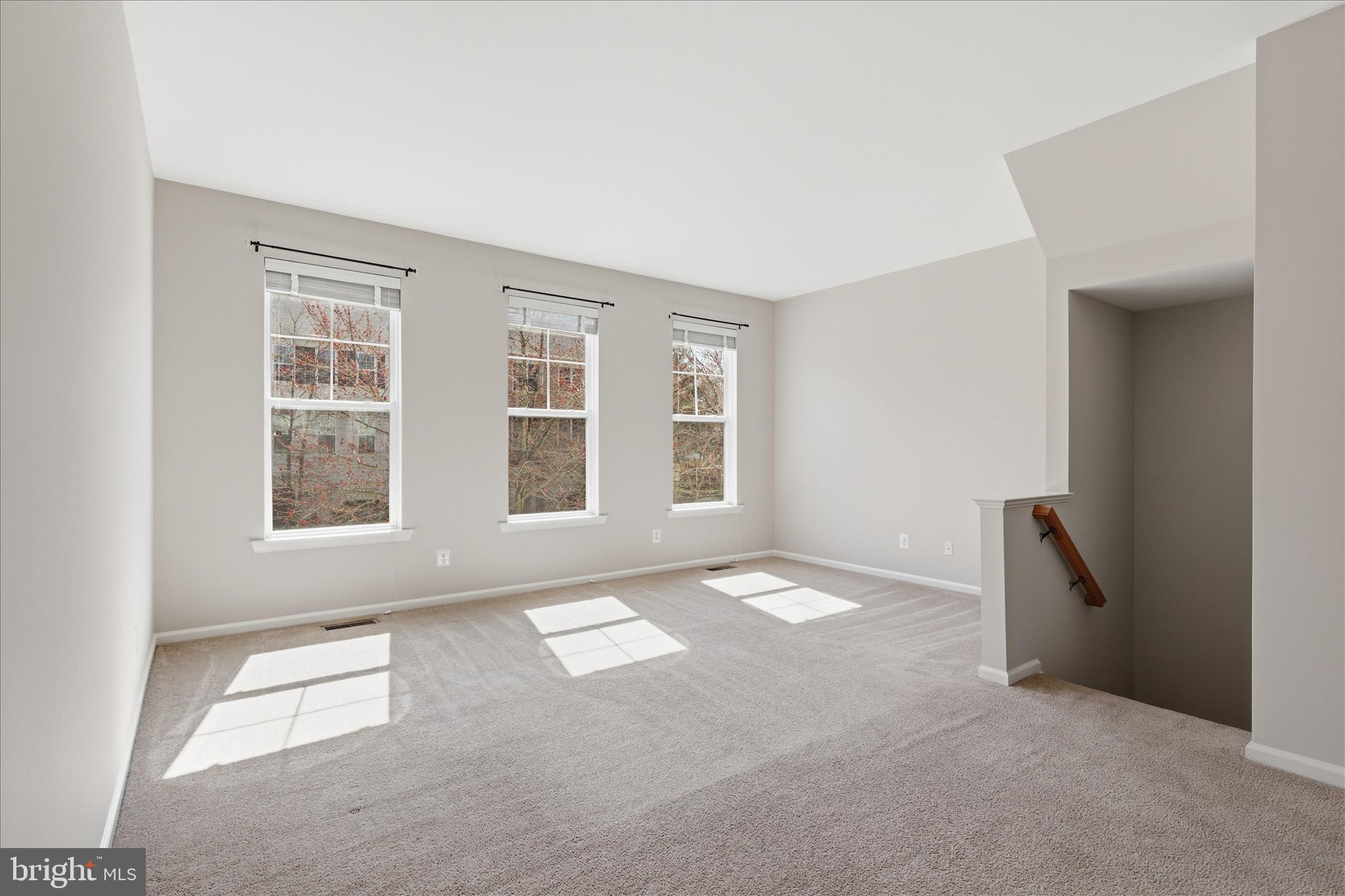 SIGNATURE AT BROADLANDS - Residential