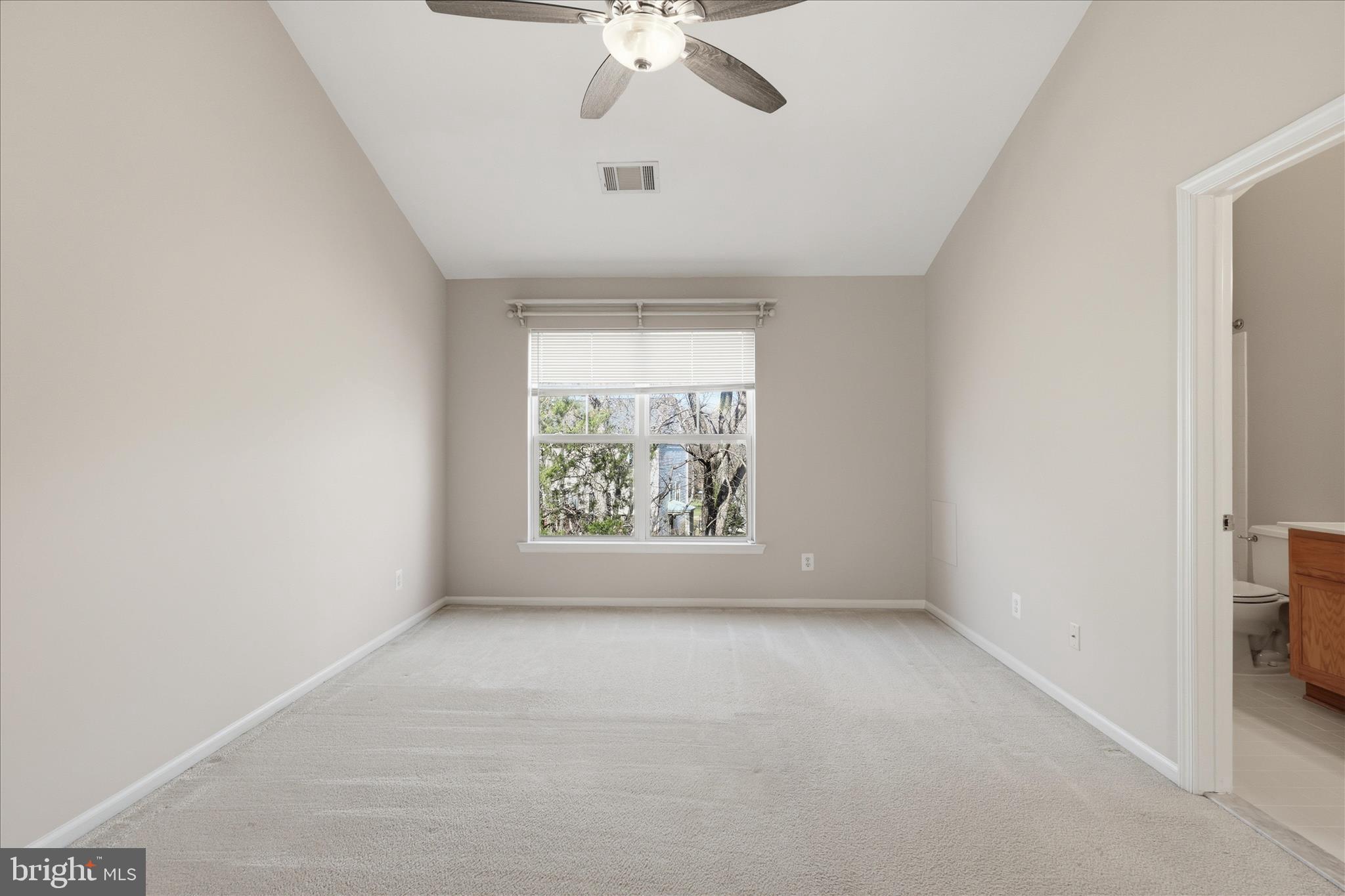 SIGNATURE AT BROADLANDS - Residential