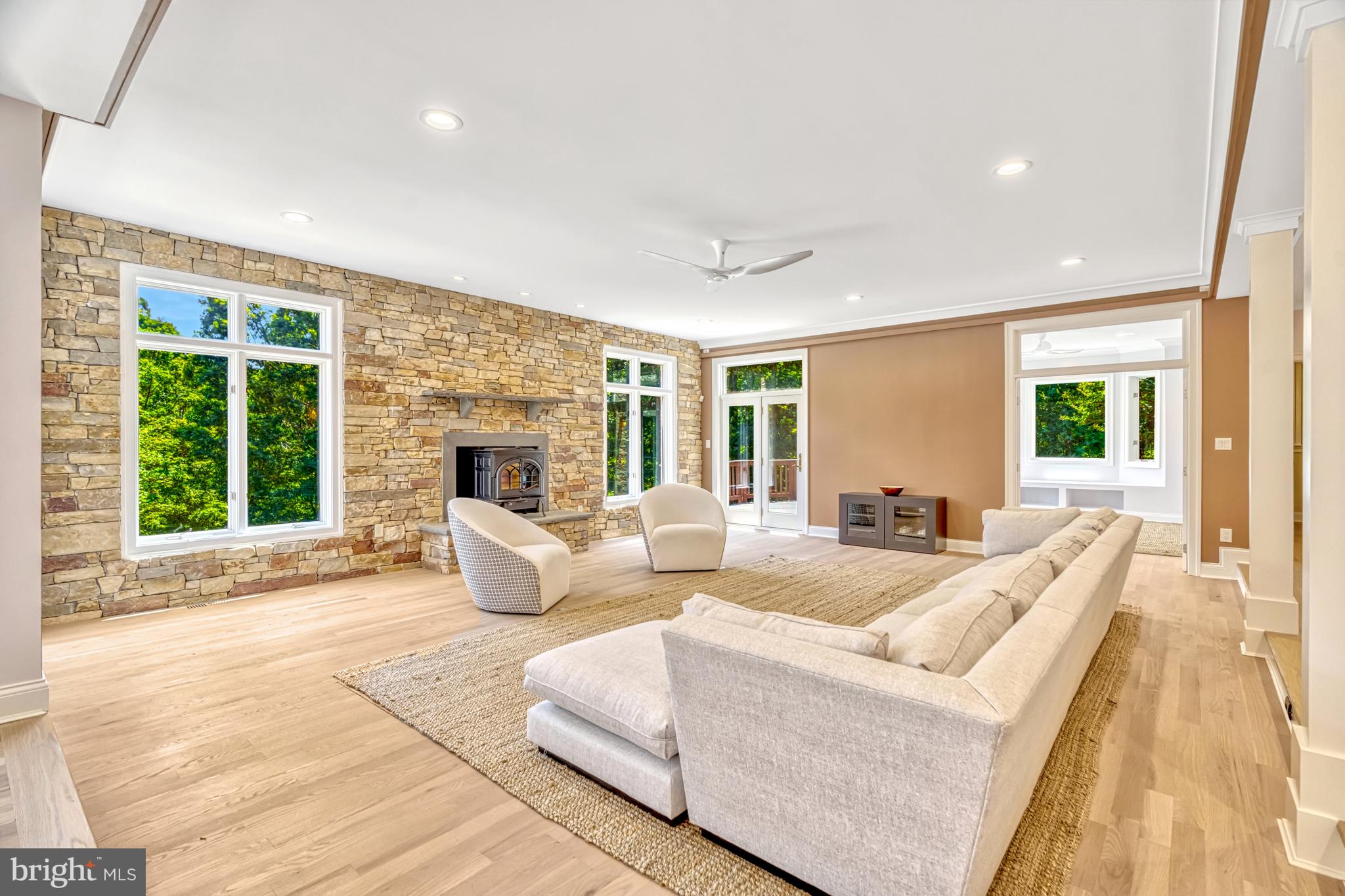 BEACON HILL - Residential