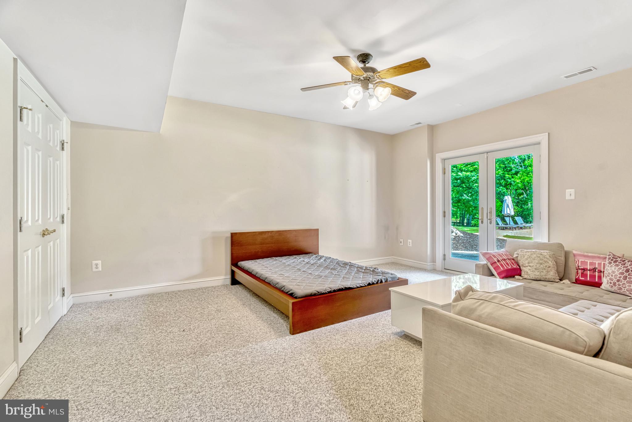 BEACON HILL - Residential