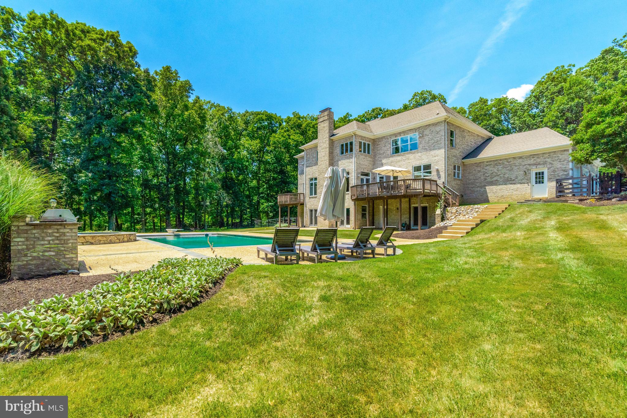 BEACON HILL - Residential