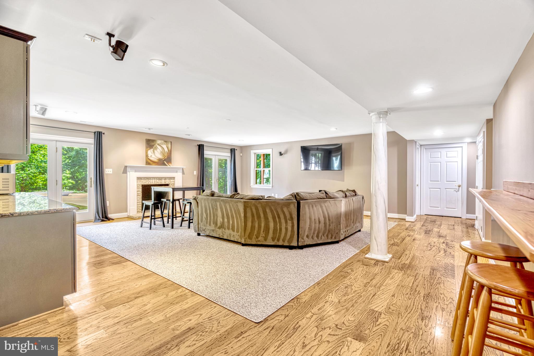 BEACON HILL - Residential