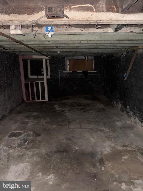 MILL HILL - Residential