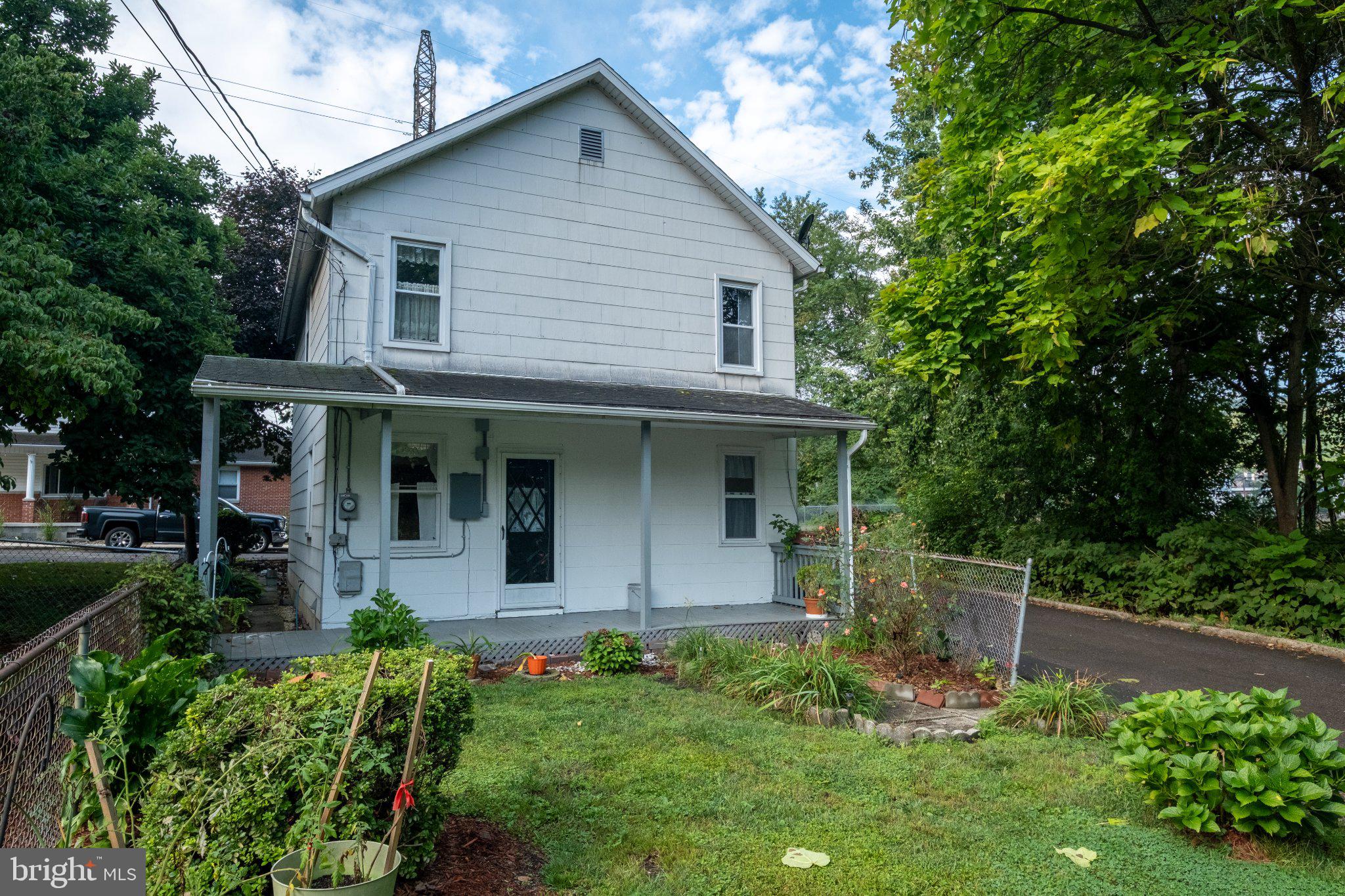 80 POTOMAC AVENUE
